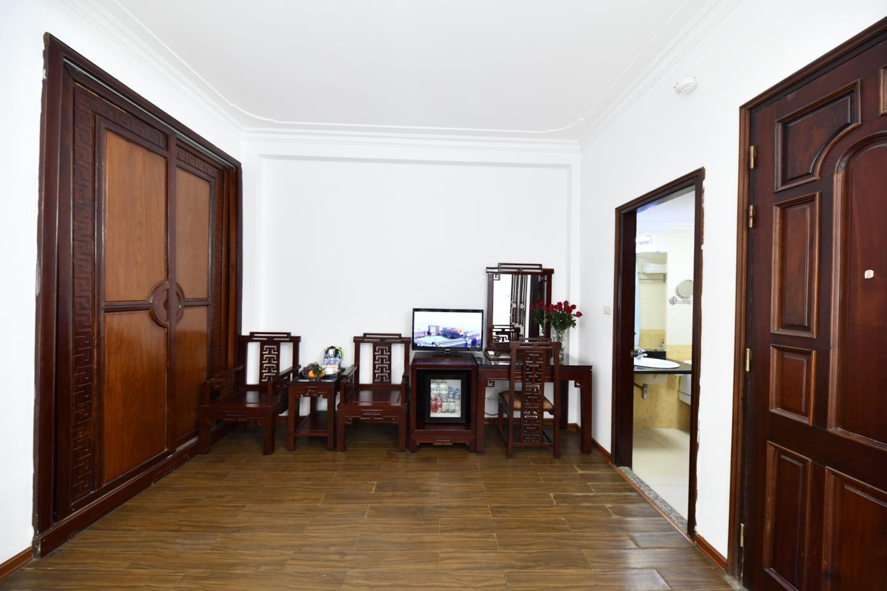 Triple Room with City View