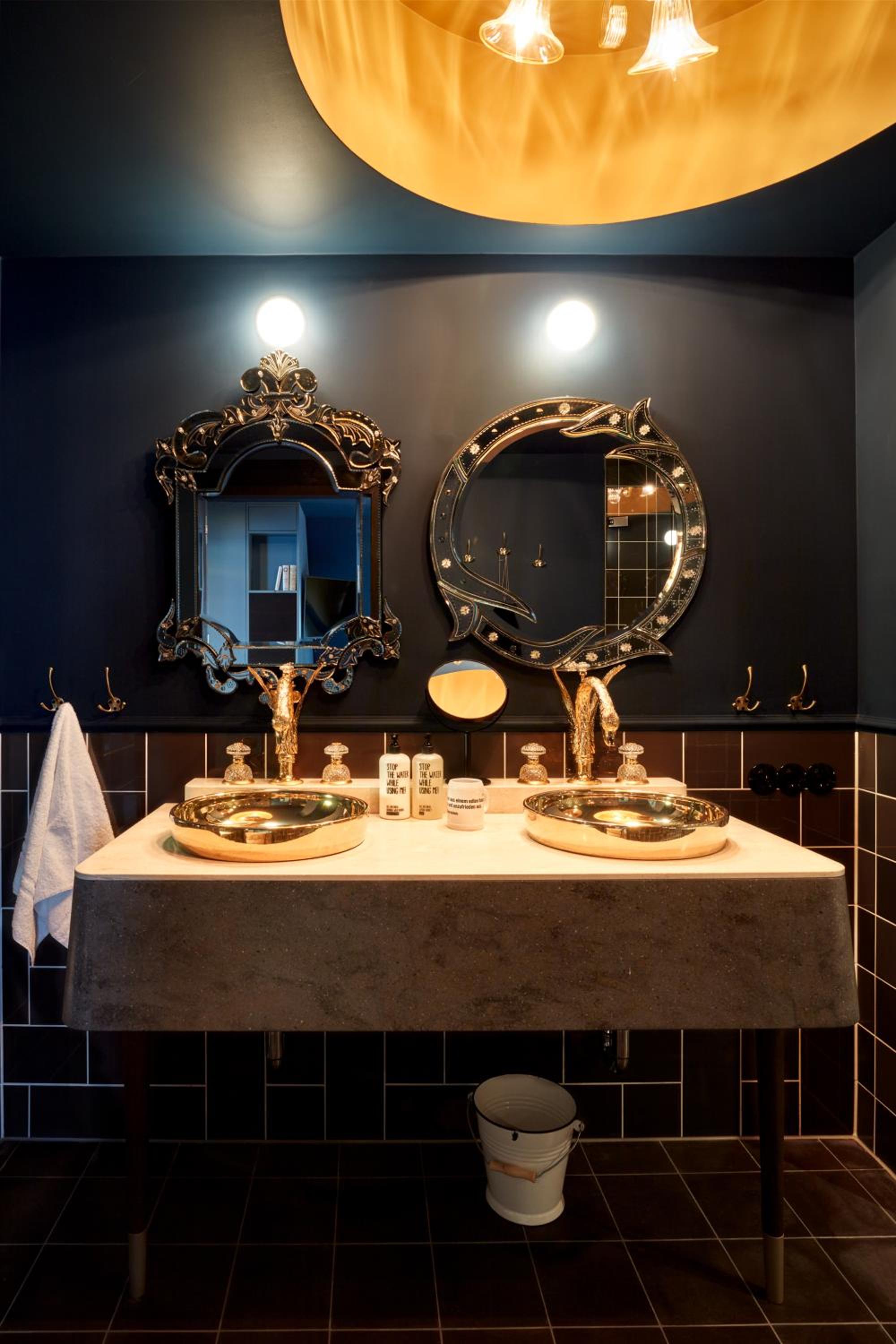 Peacock Suite