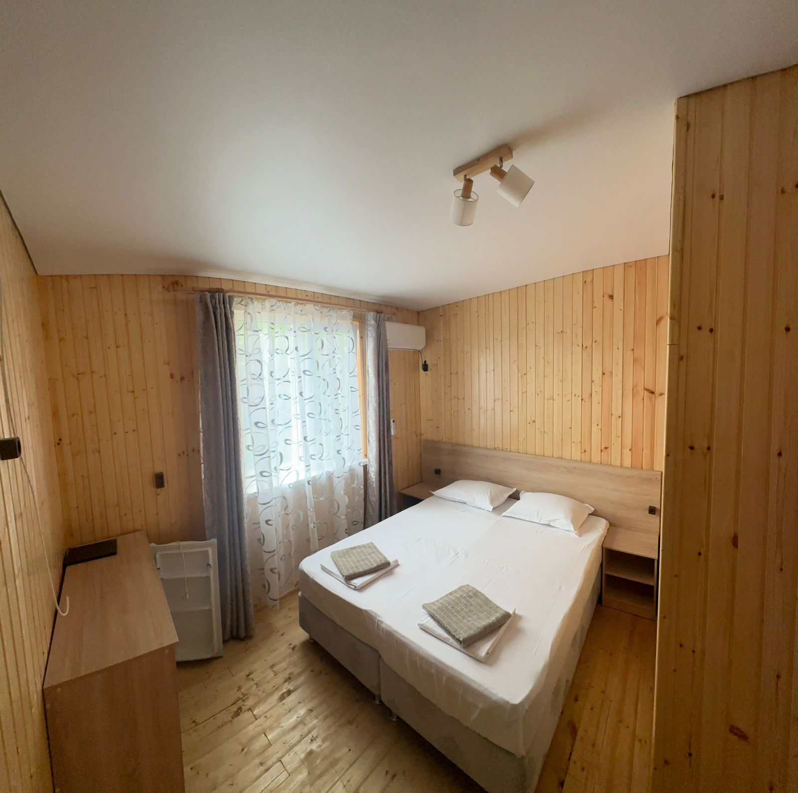 Большой двухместный номер с 1 кроватью