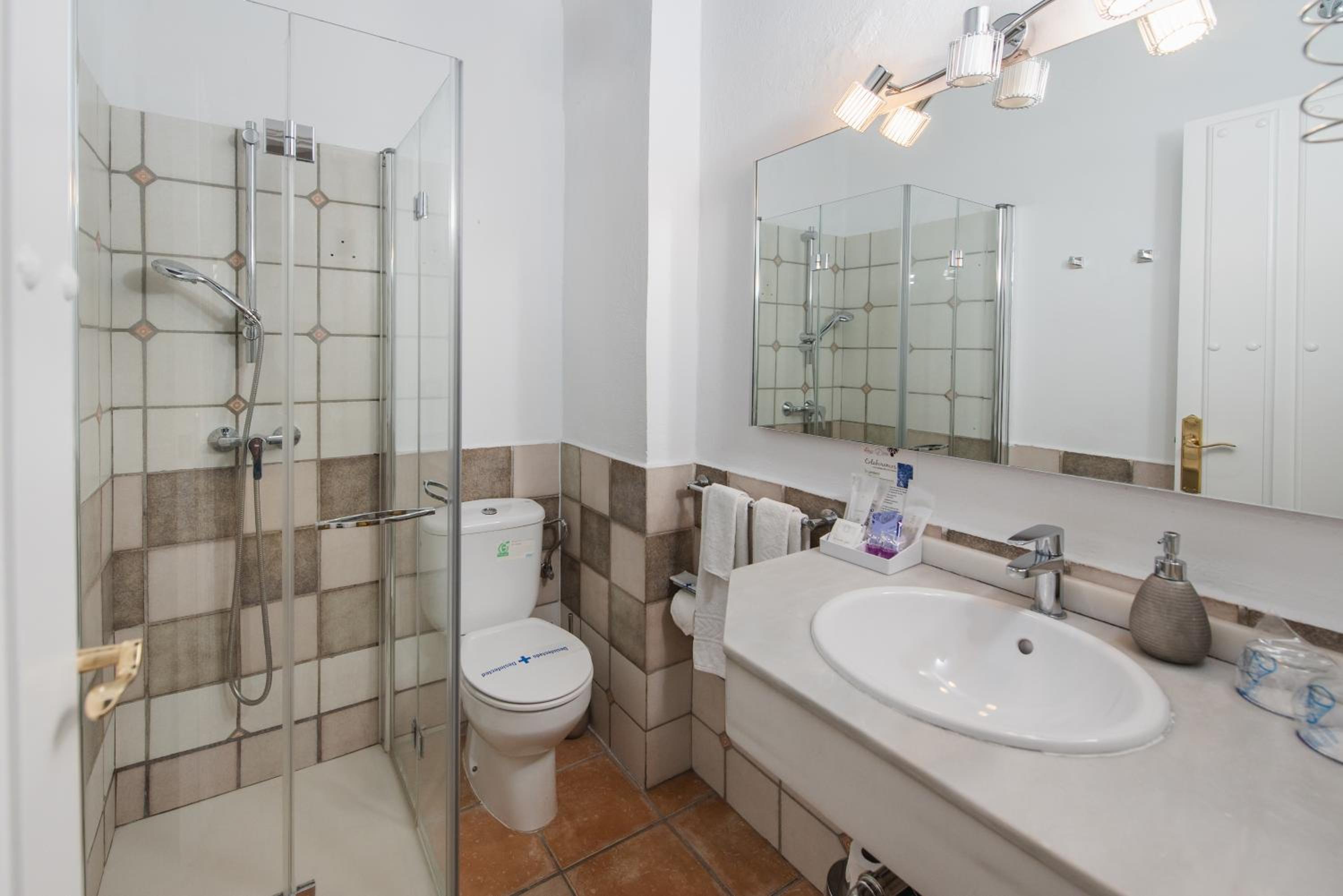 Double Room with Alhambra Views