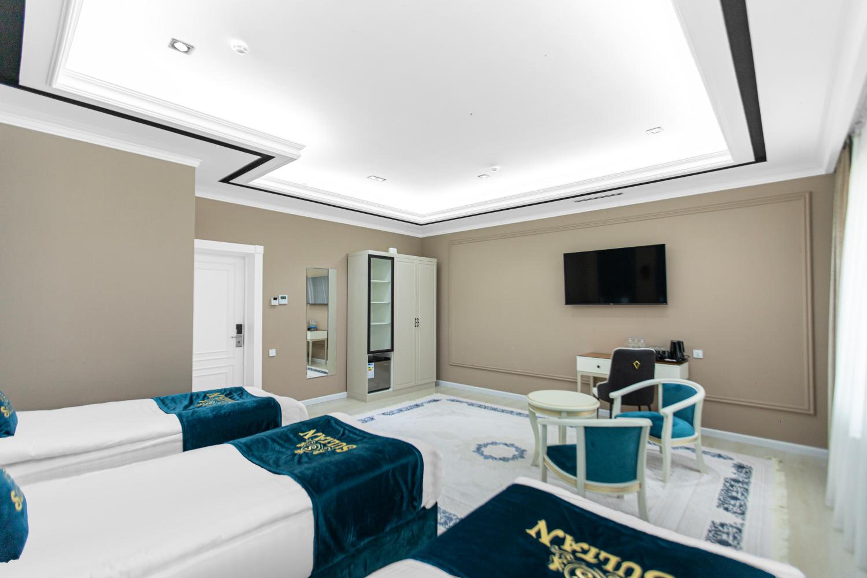 Deluxe Triple Room