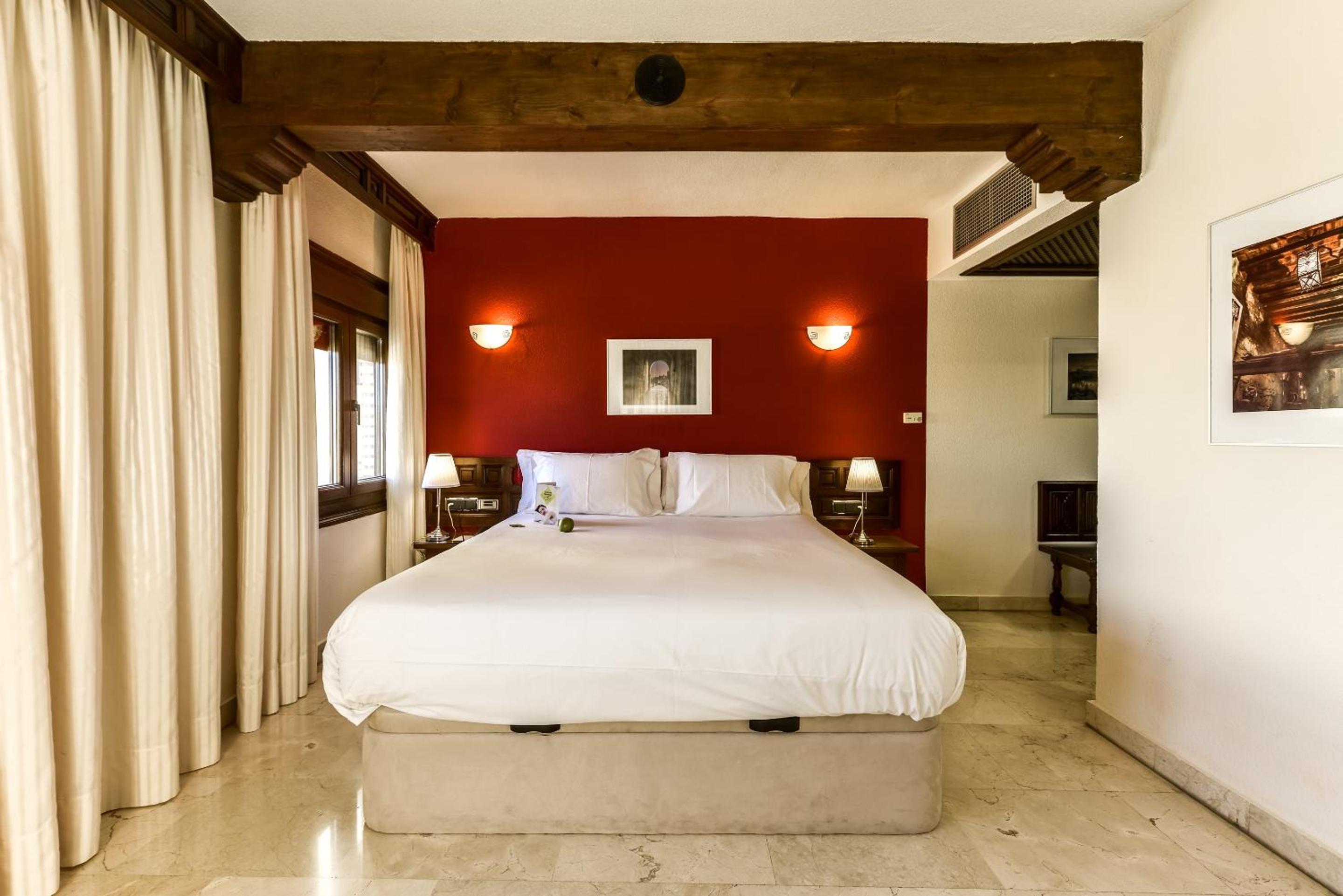 Large Double Room