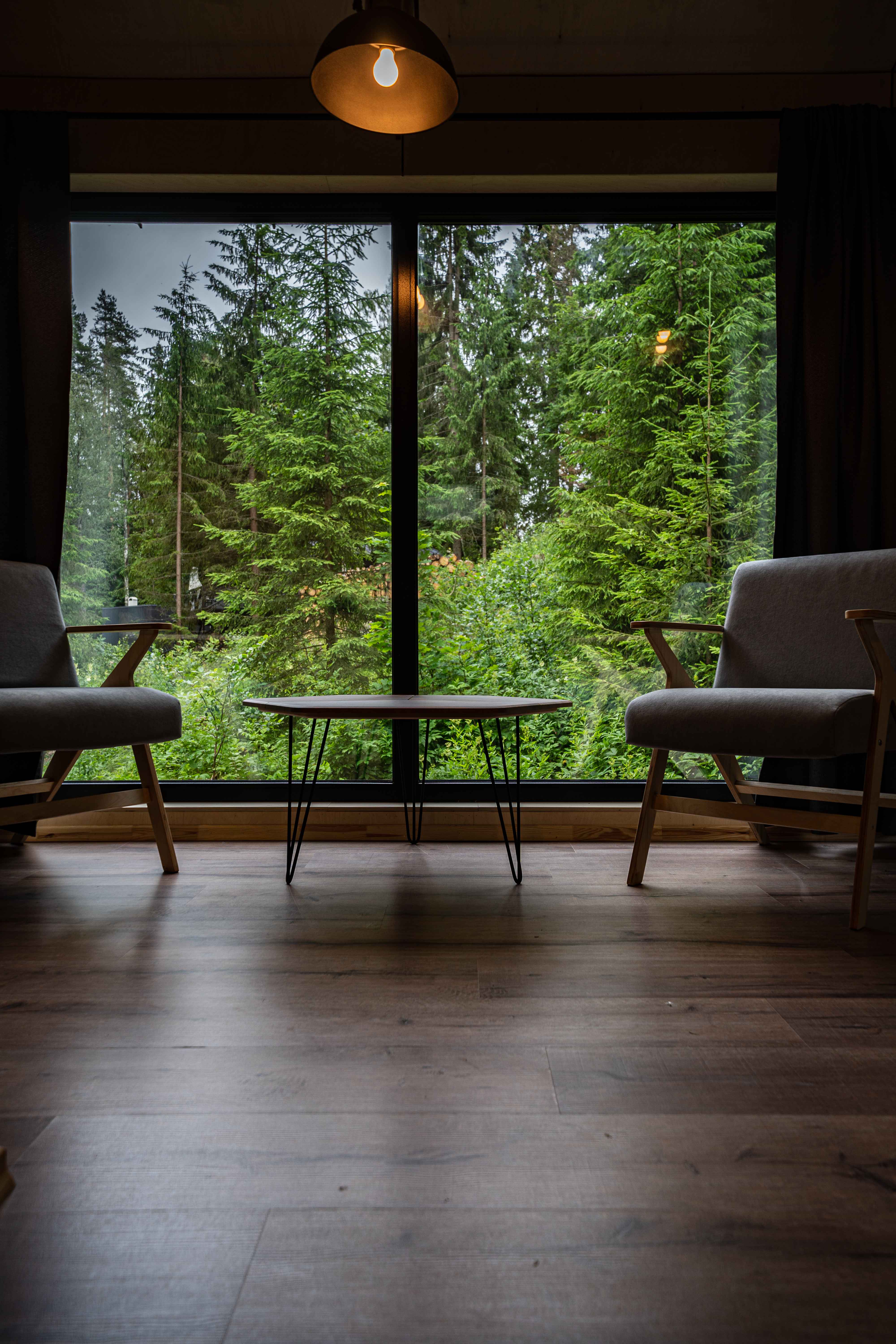 Коттедж №17 Заезд: 14:00 Выезд: 12:00