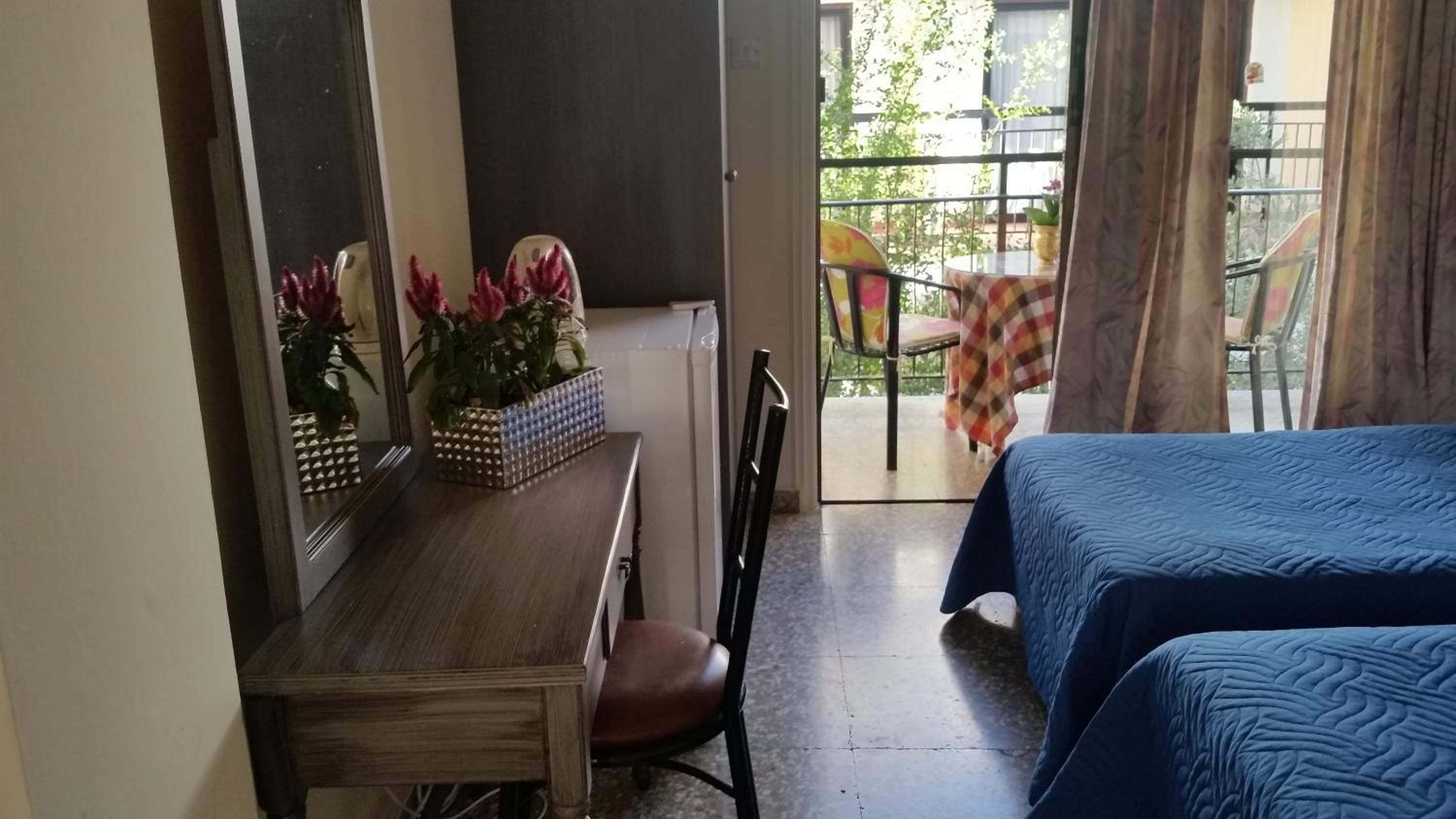 Twin Room with Sea View