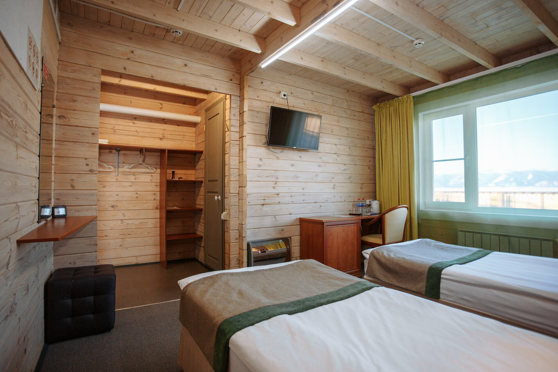 Двухместный Улучшенный номер с 1 или 2 раздельными кроватями