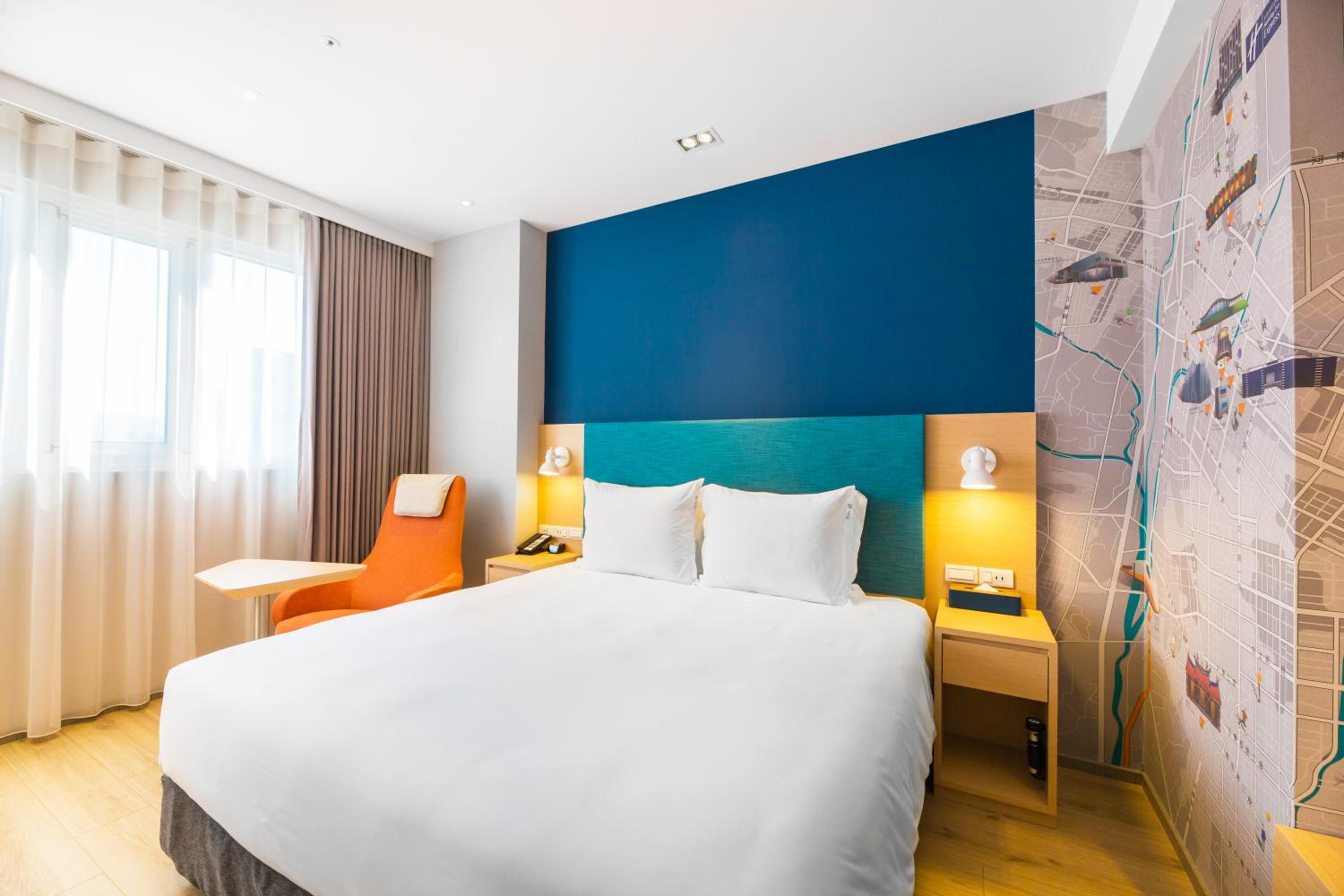 Standard King Room
