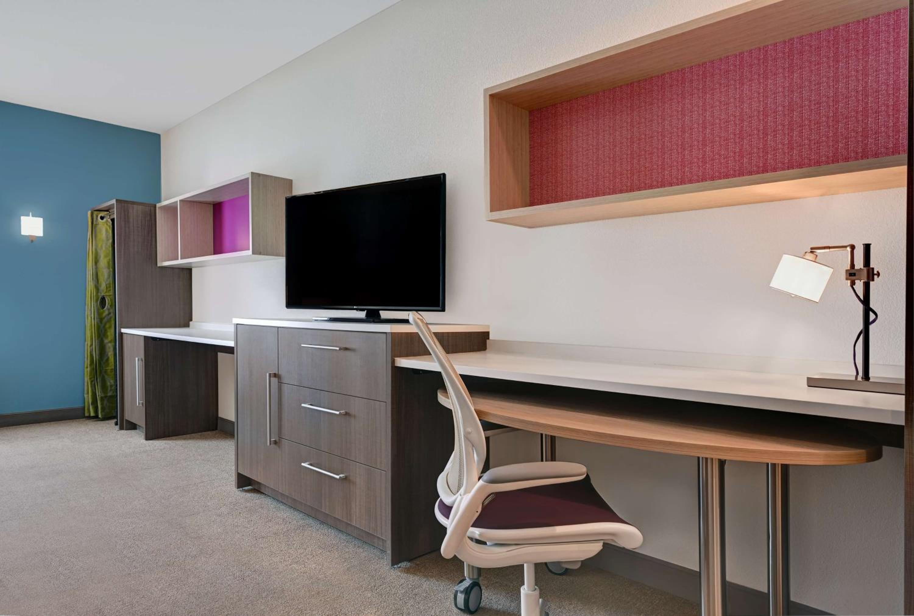 King Studio Suite - Hearing Access/Non-Smoking