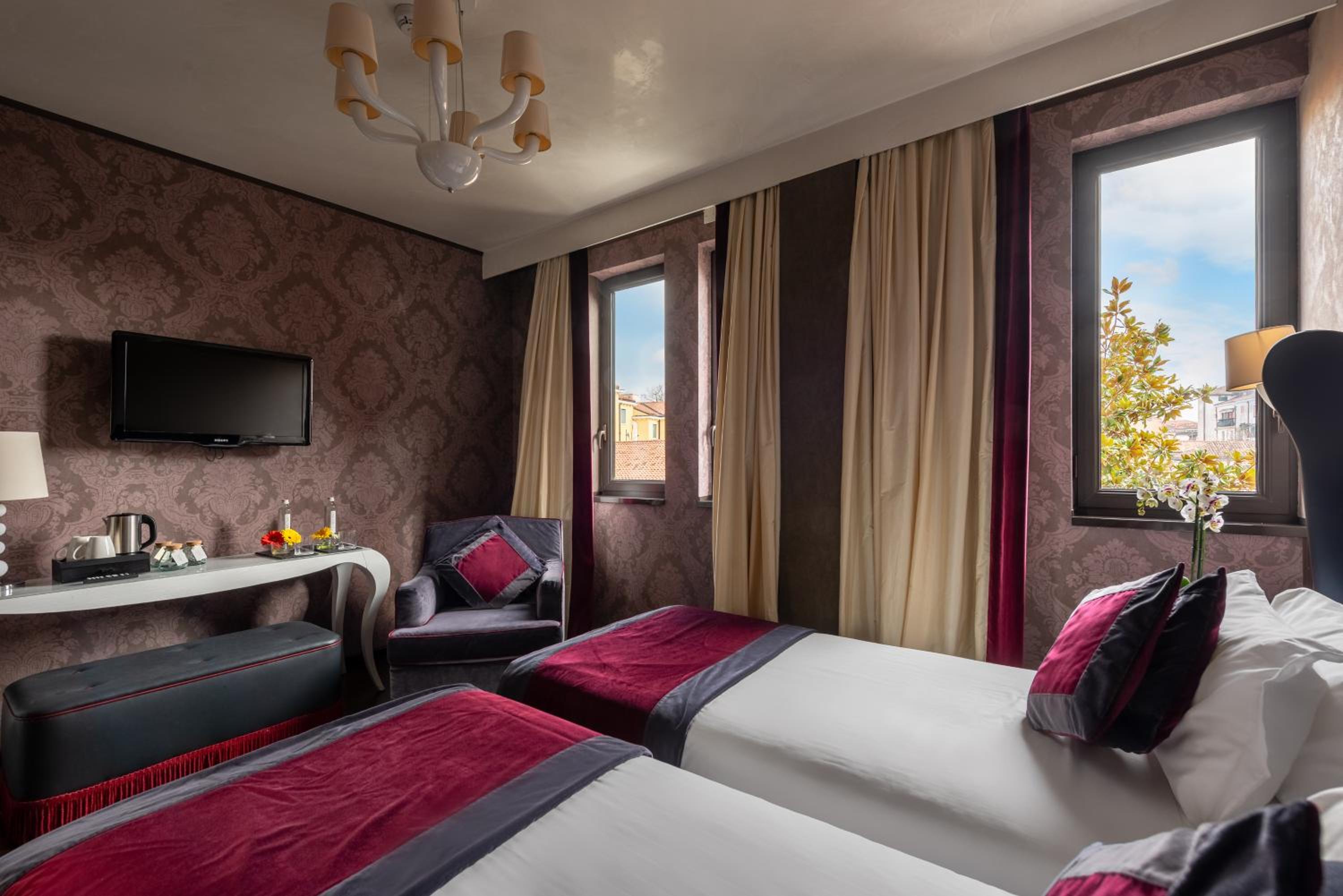 Classic Double or Twin Room