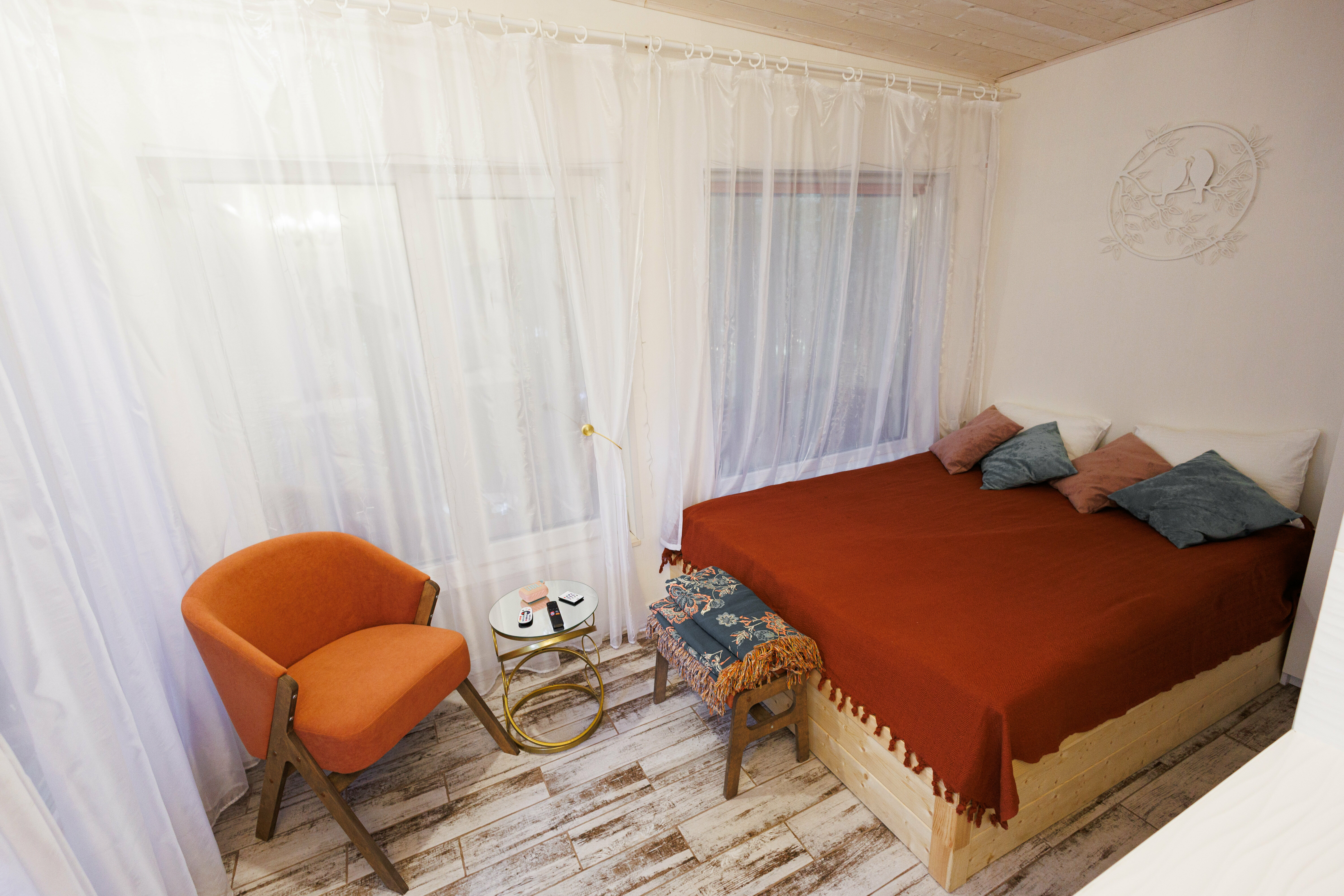 Зеркальный дом на дереве Романтик