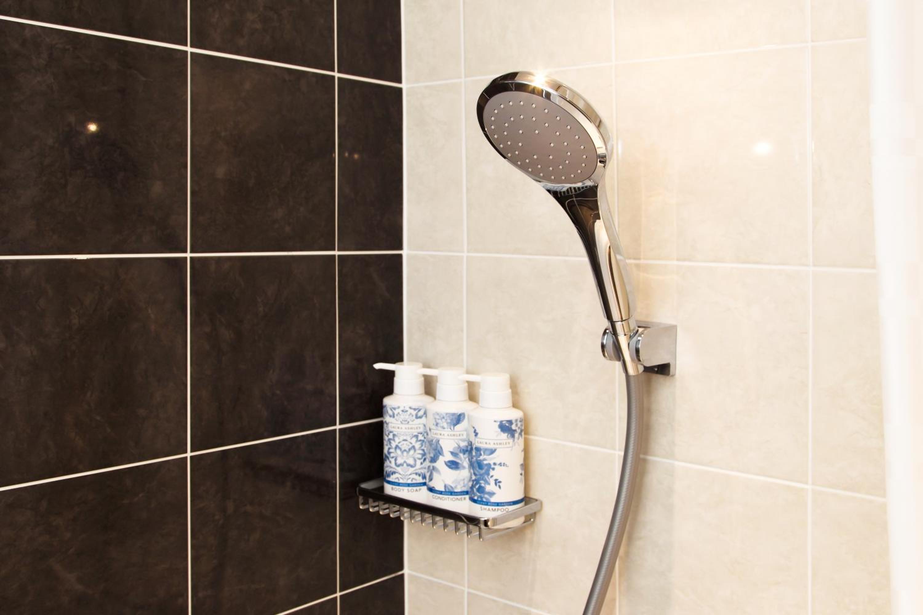 Deluxe Twin Room - Non-Smoking