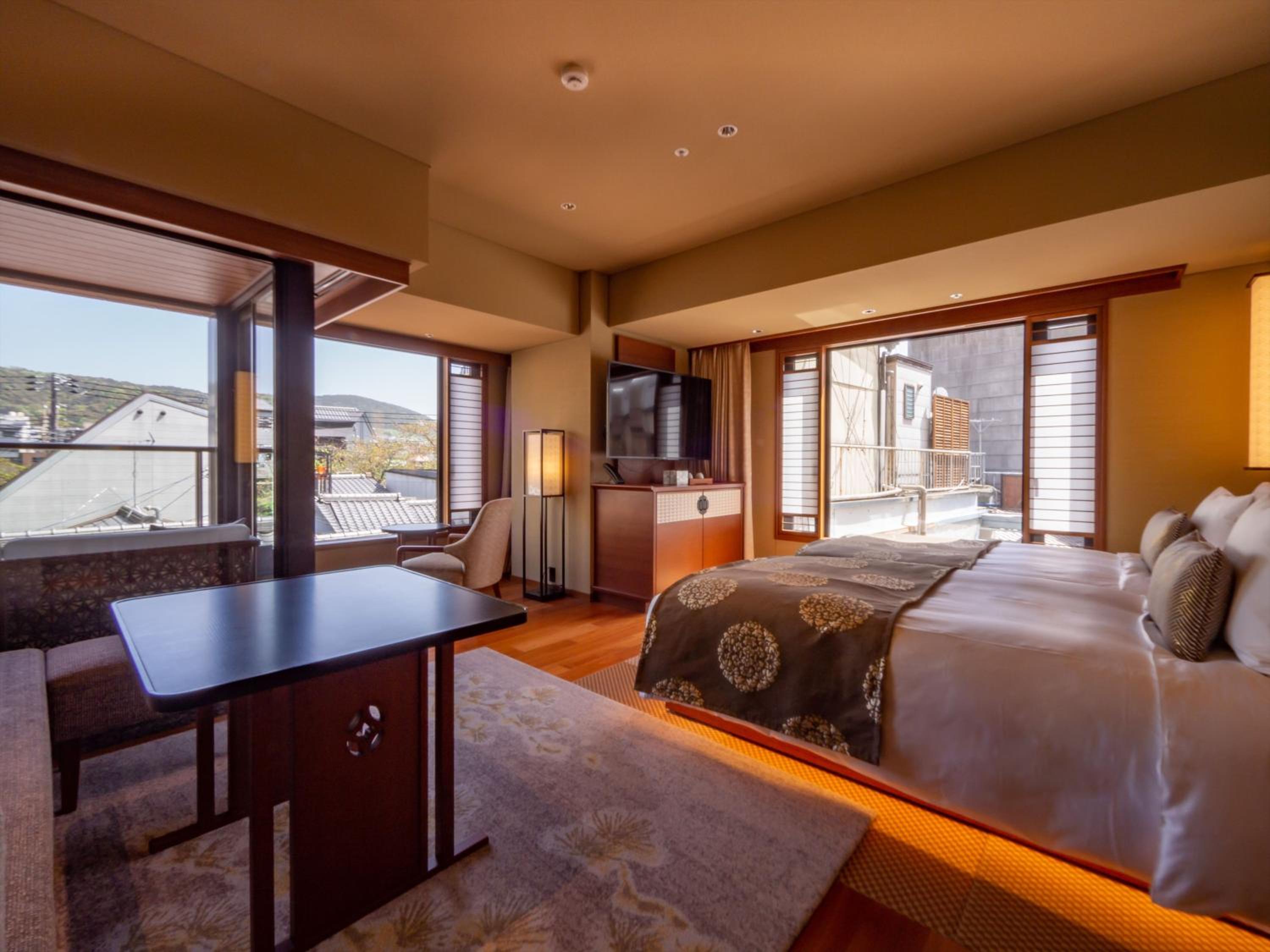 Precious Corner Twin - 3-4th Floor