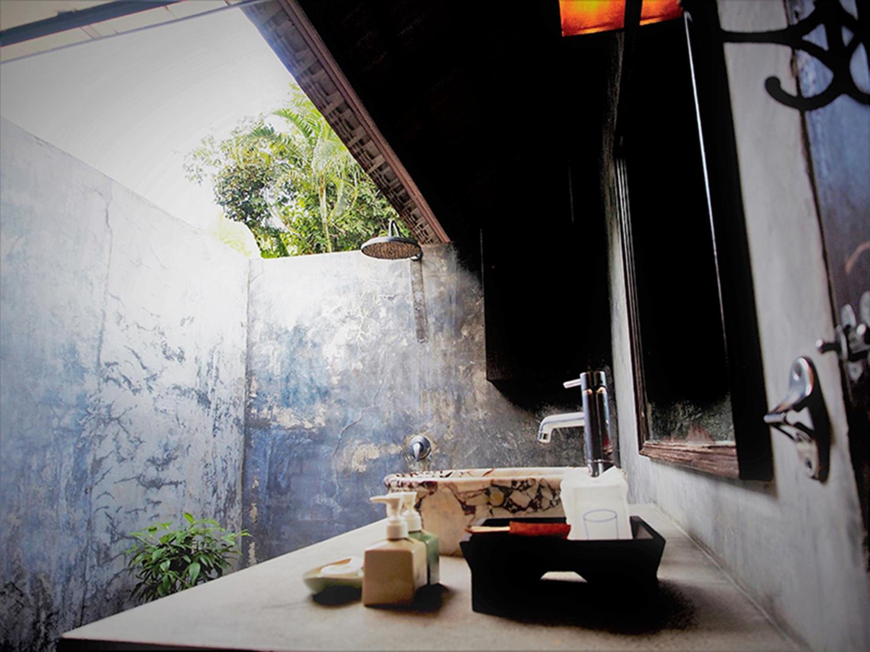 Deluxe Double Room with Pool Side