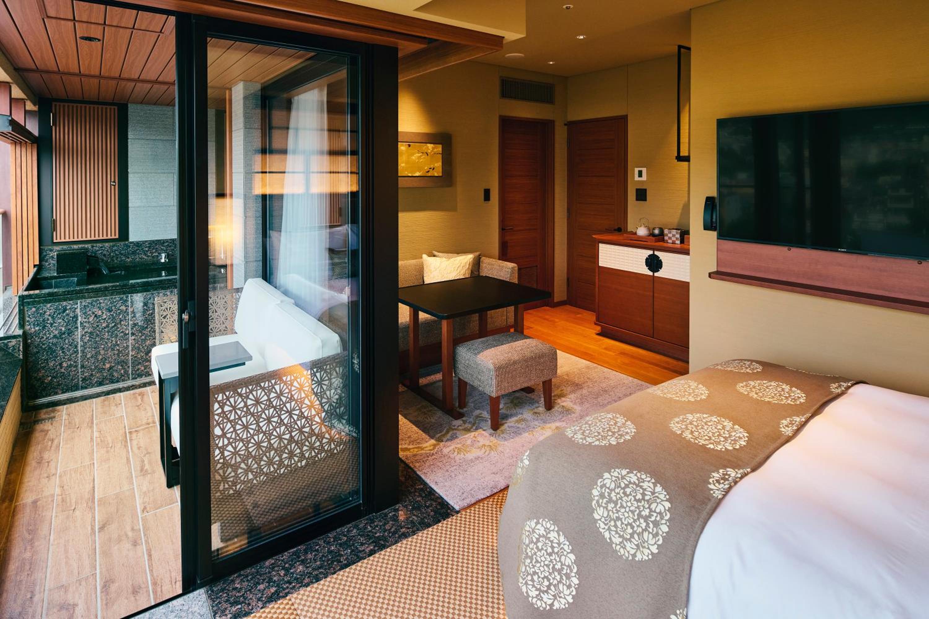 Premium Double - Top Floor