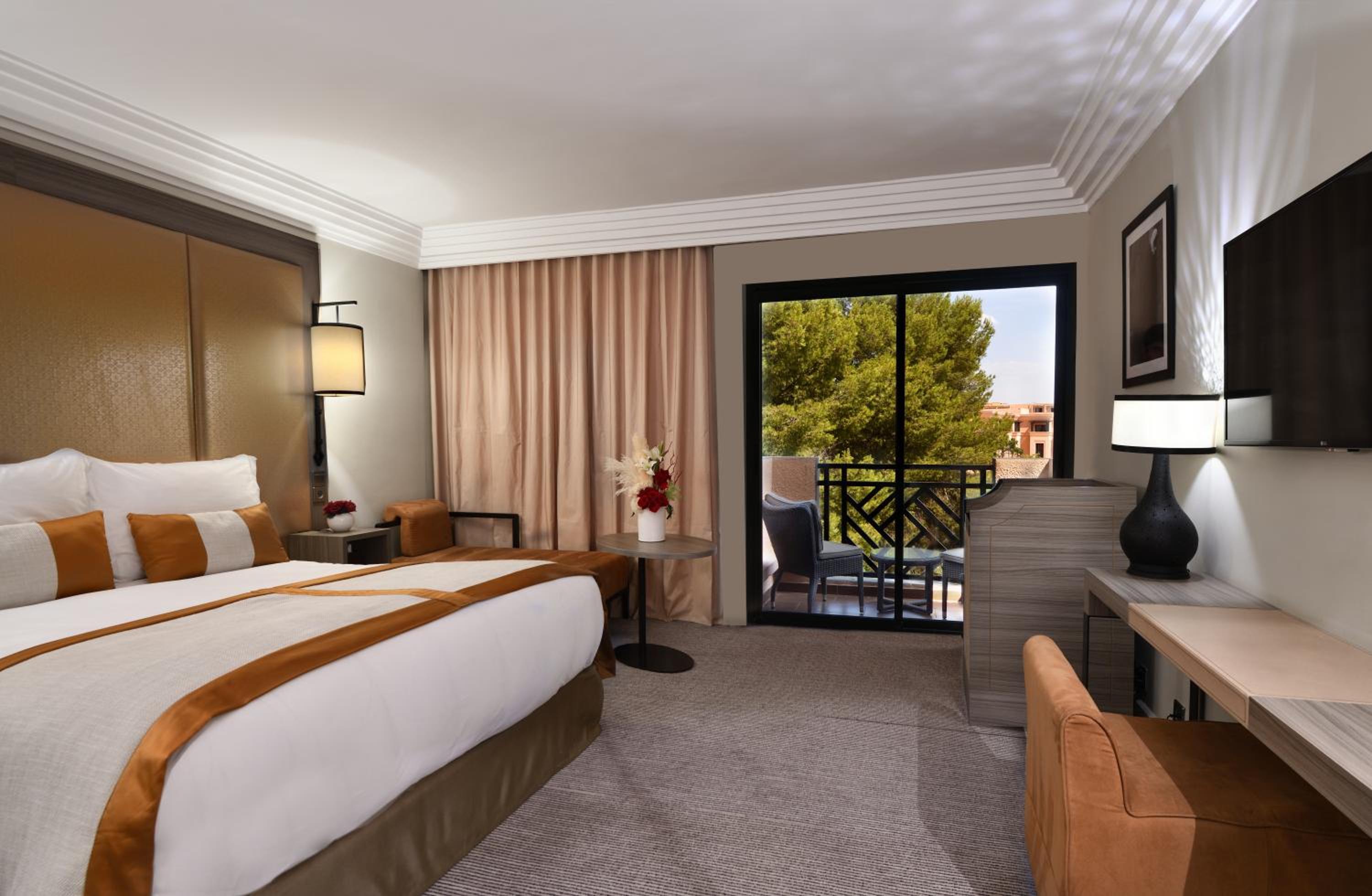 Superior King Room