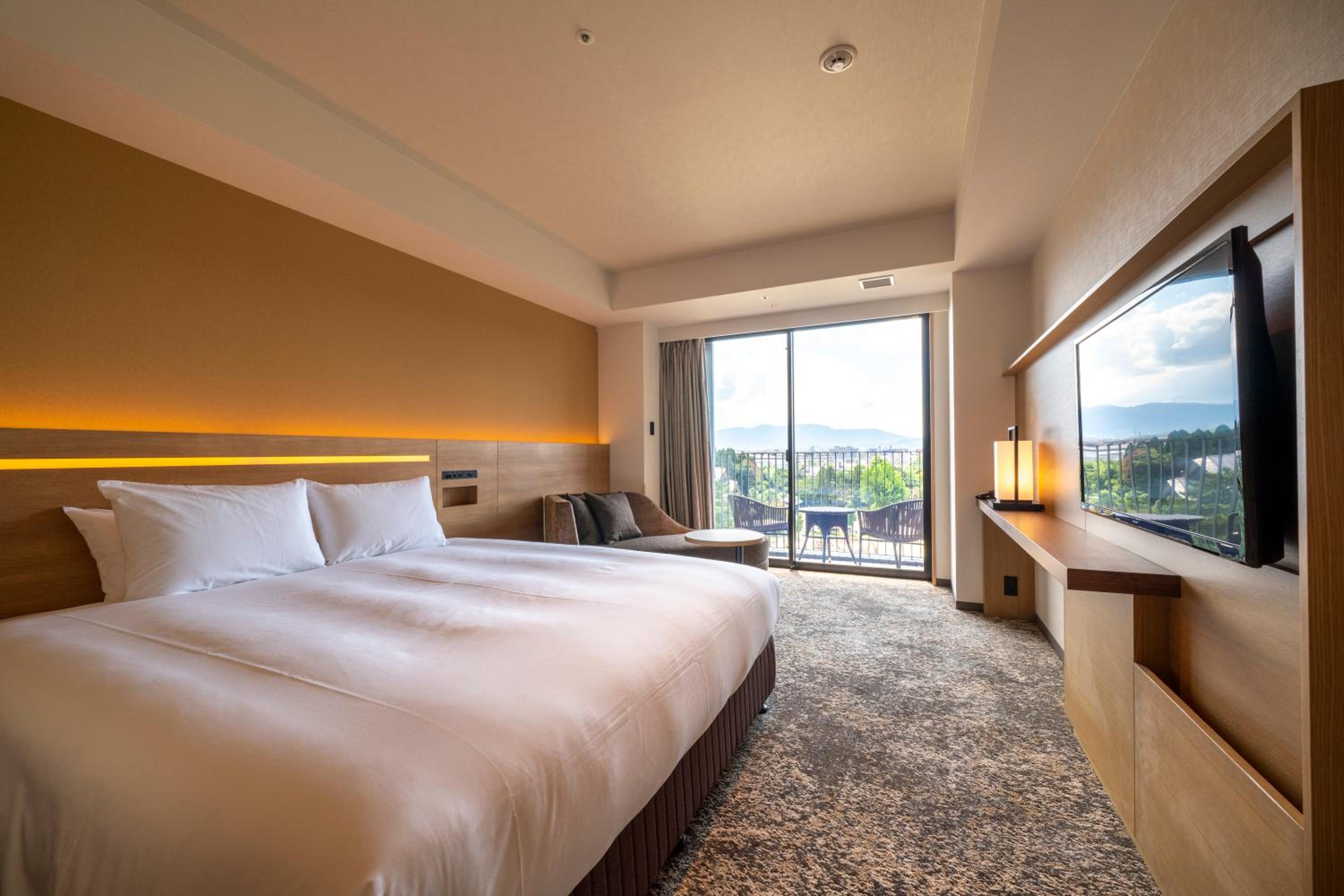 Double Room with Shower, Balcony and Park View - Non Smoking