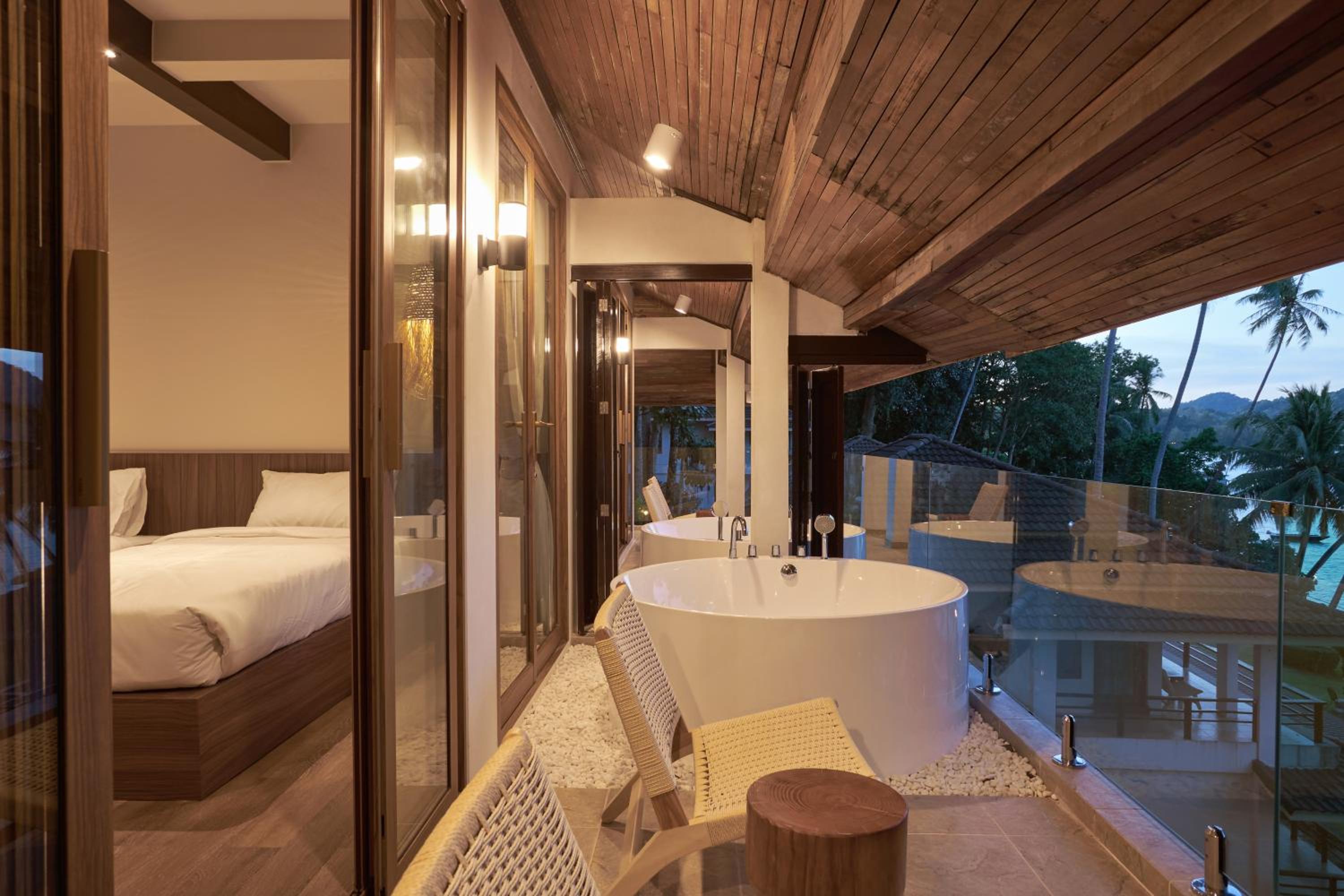 Deluxe Double Room with Bath