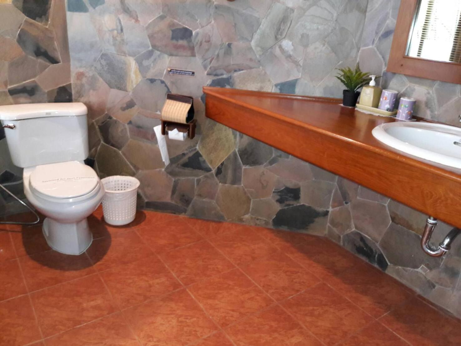 Poolside Junior Suite