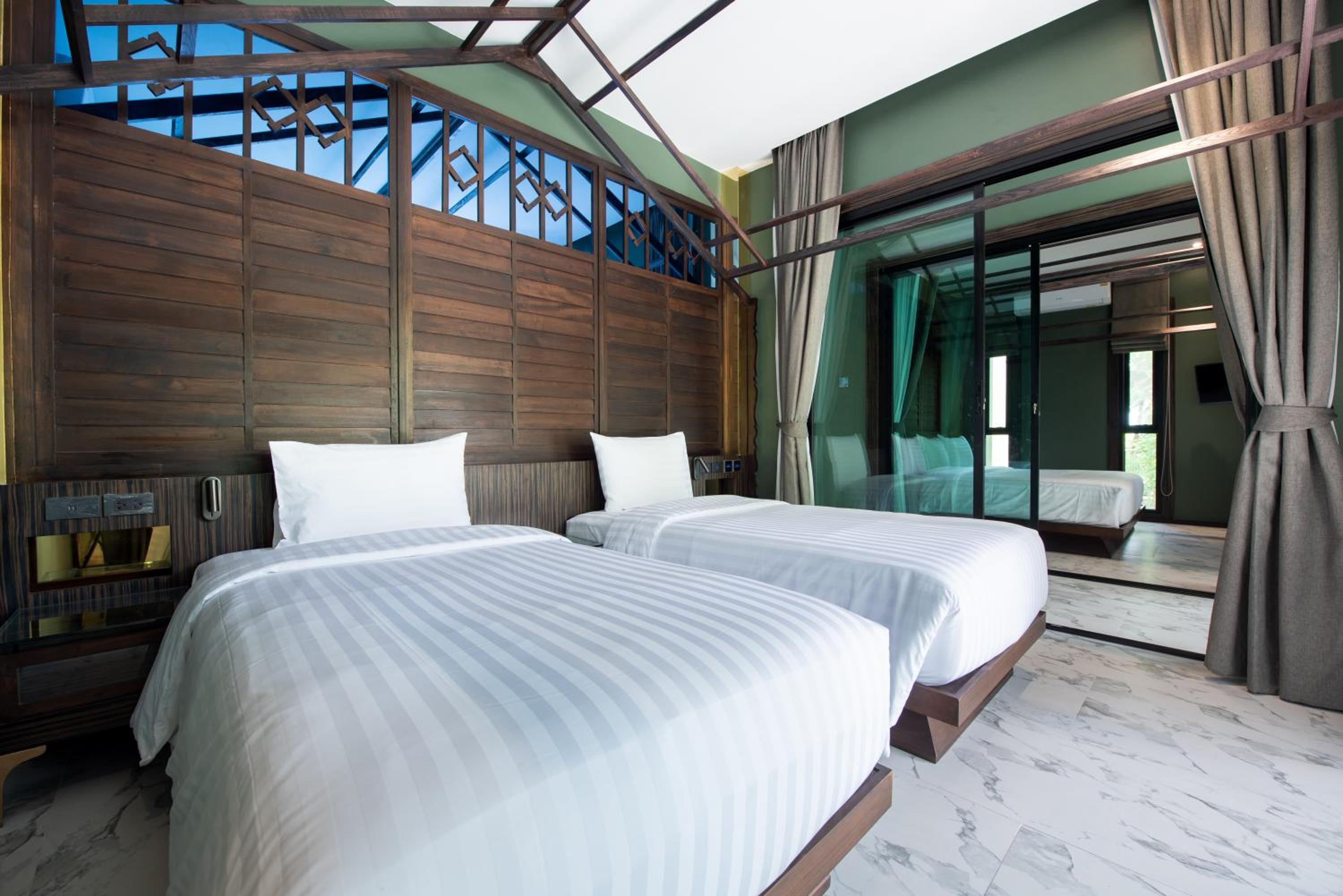 Suite Grand Wooden Style