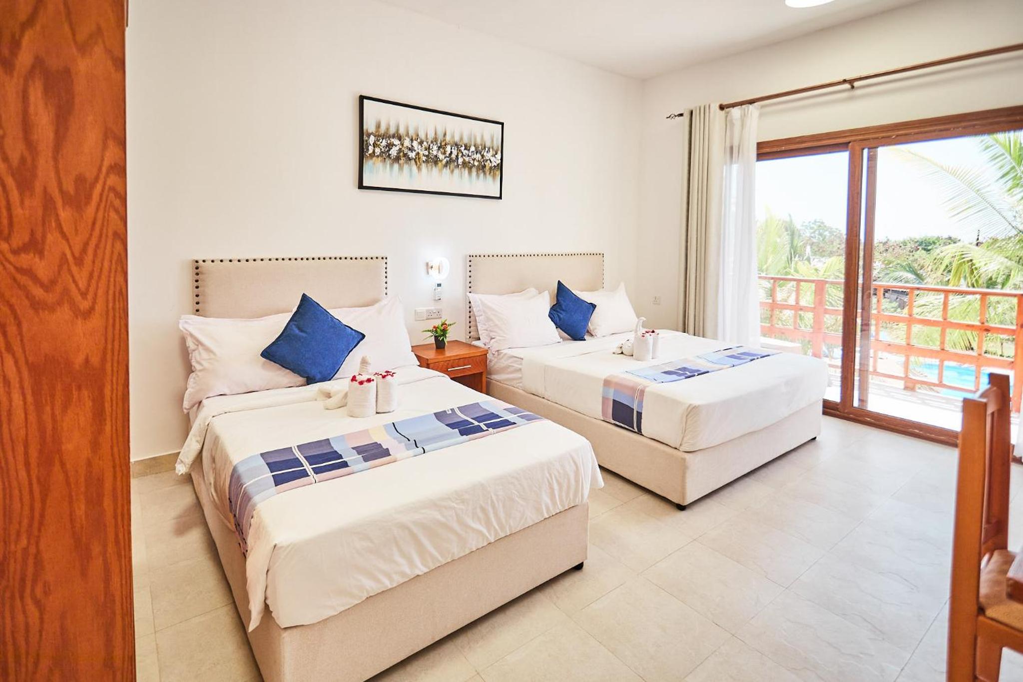 Deluxe Twin Room with Sea View