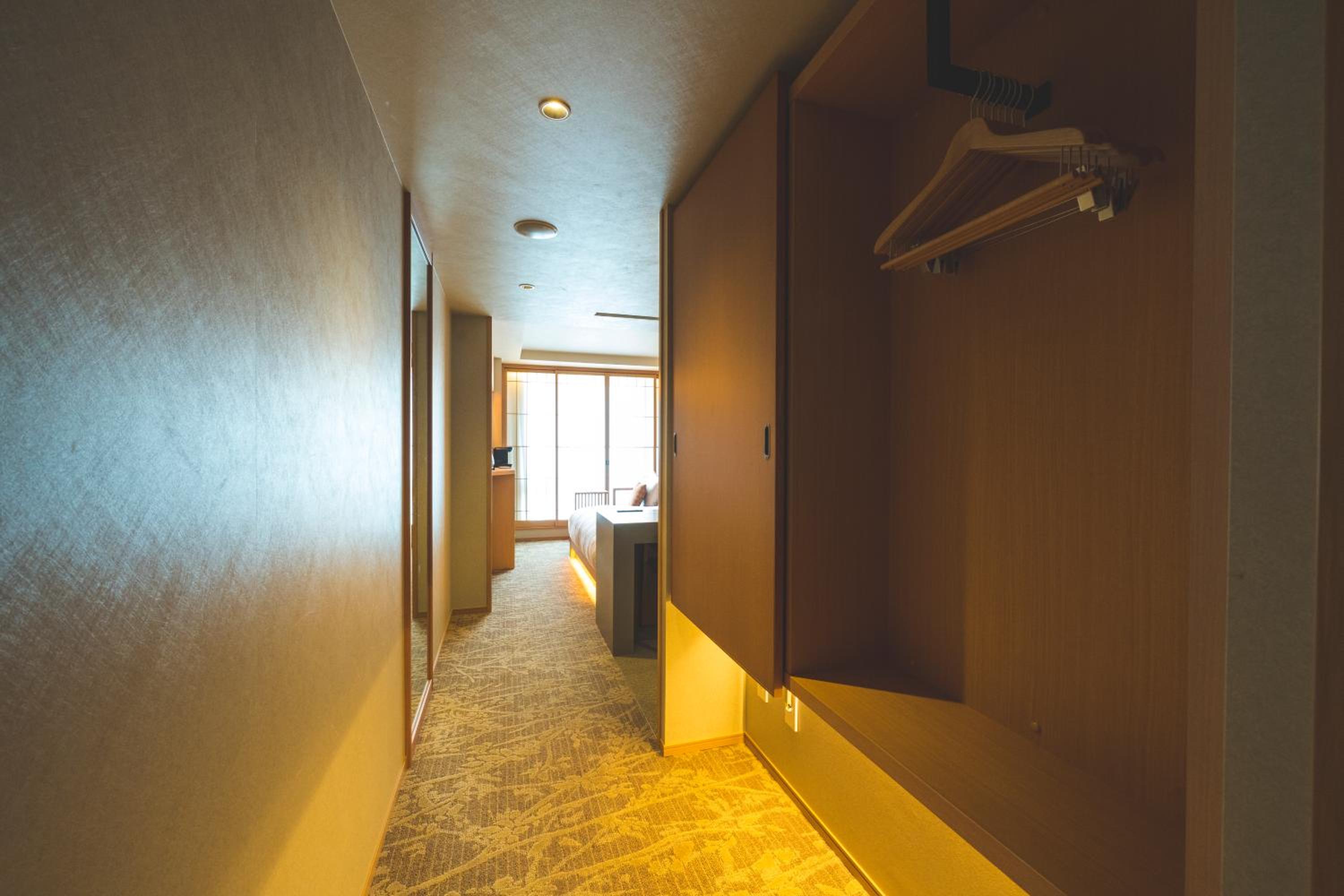 Superior King Room - Non-Smoking