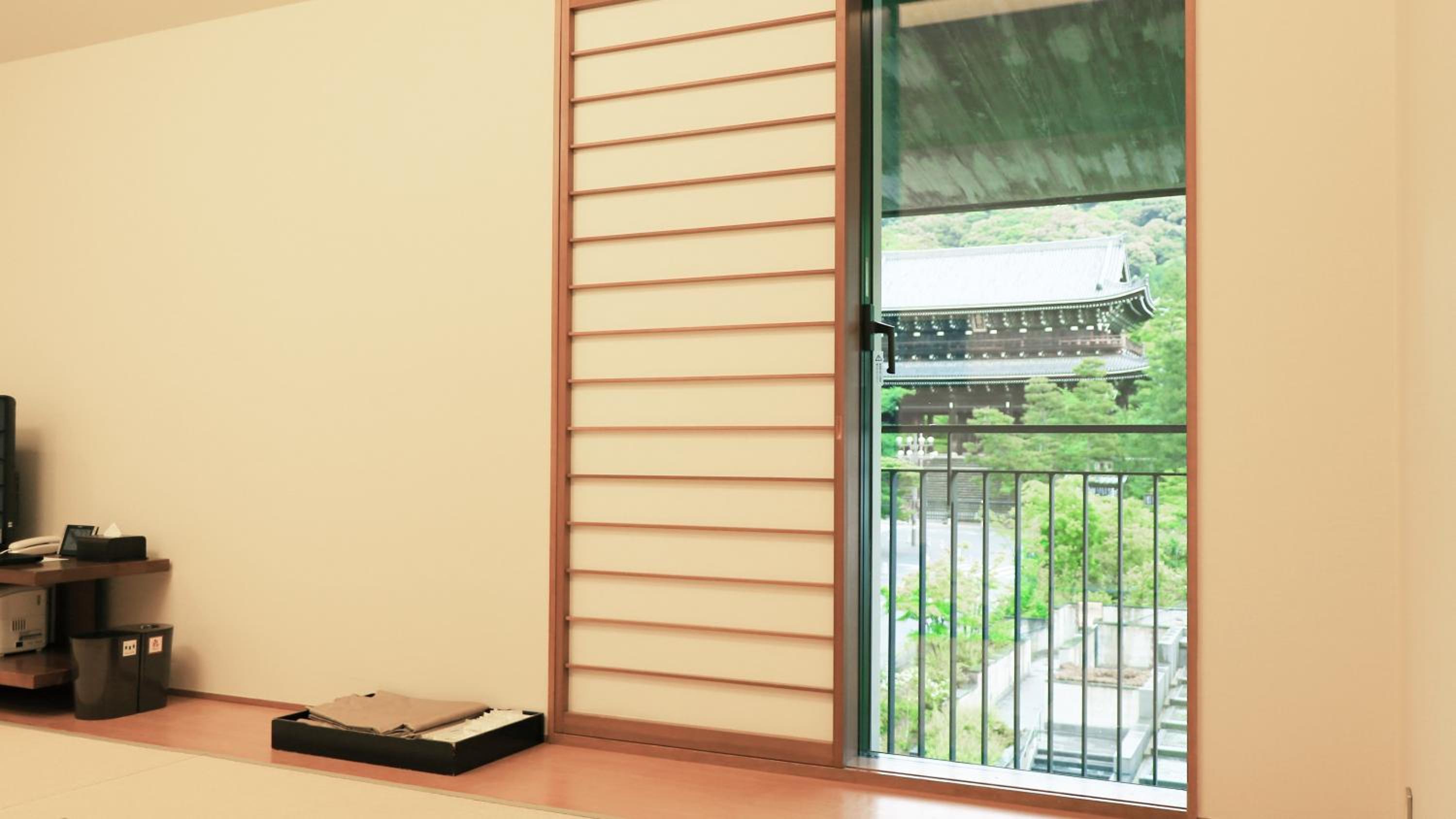 Deluxe Japanese-Style Room - Non-Smoking