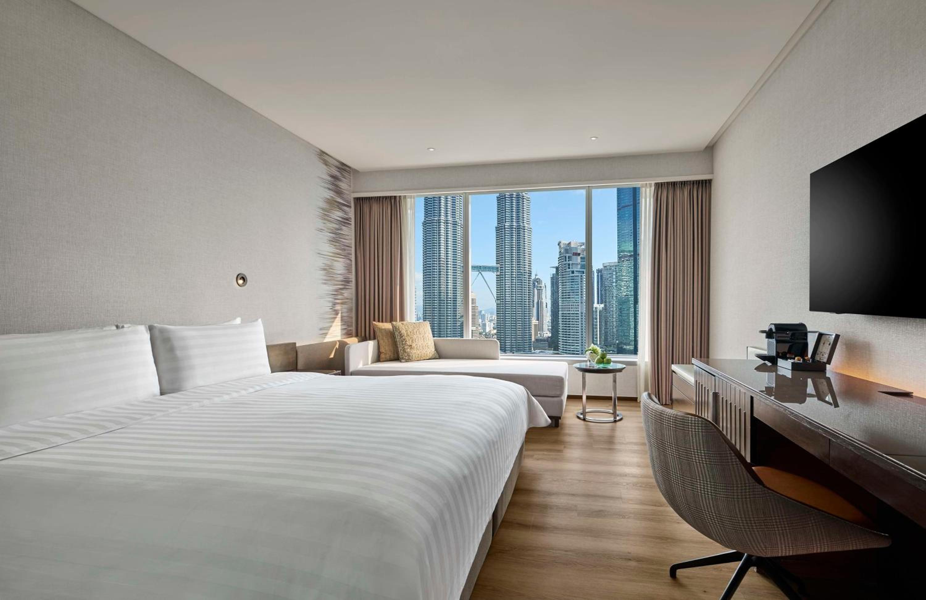 Traders Club Twin Towers View Room (Newly Refurbished)