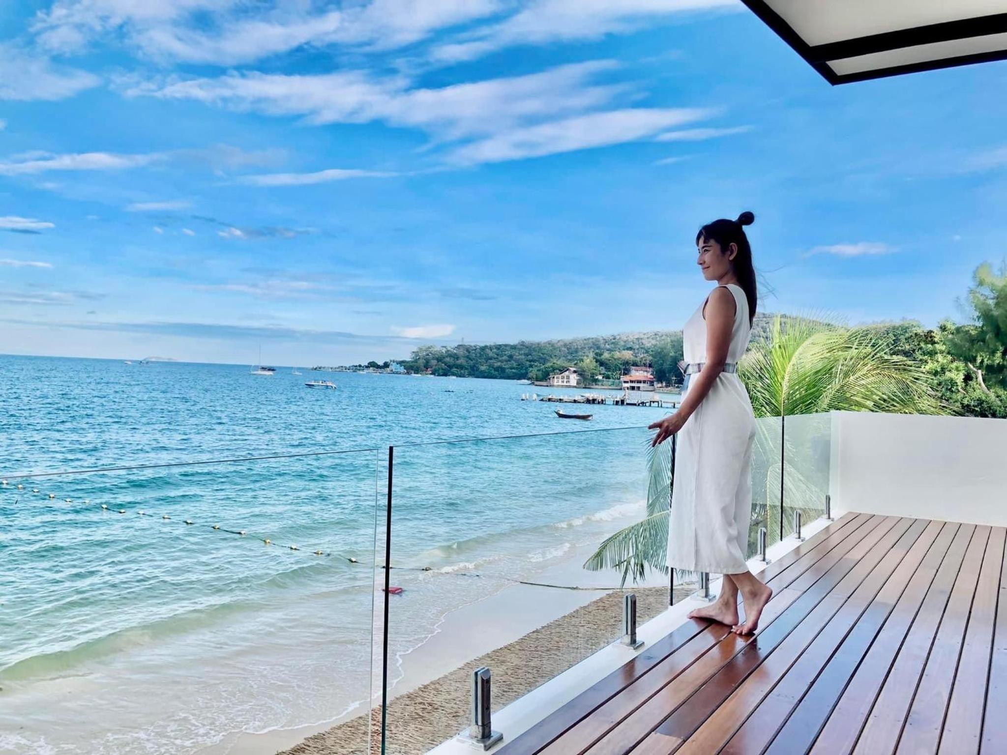 Family Room with Sea View