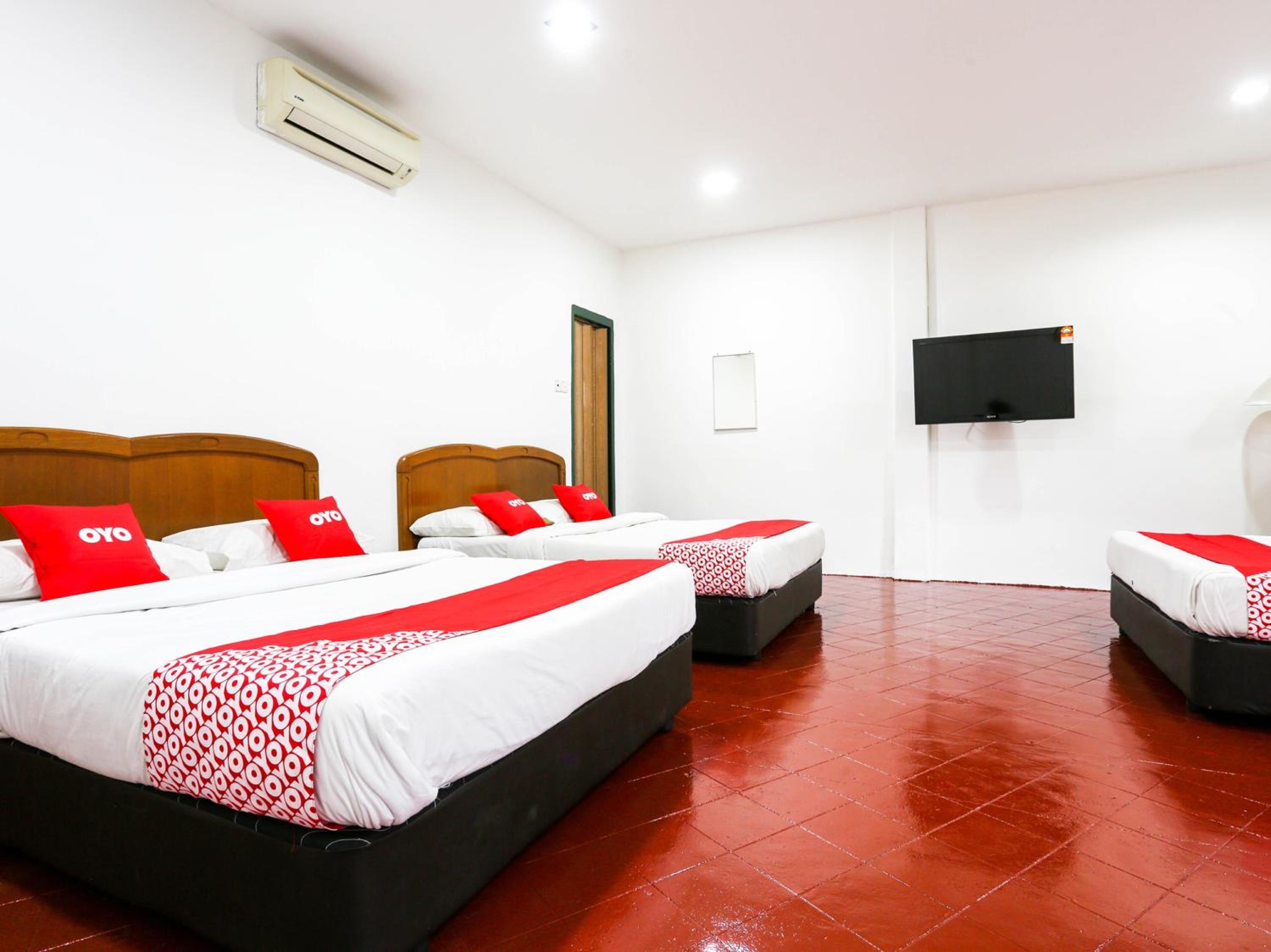 Superior Family Room