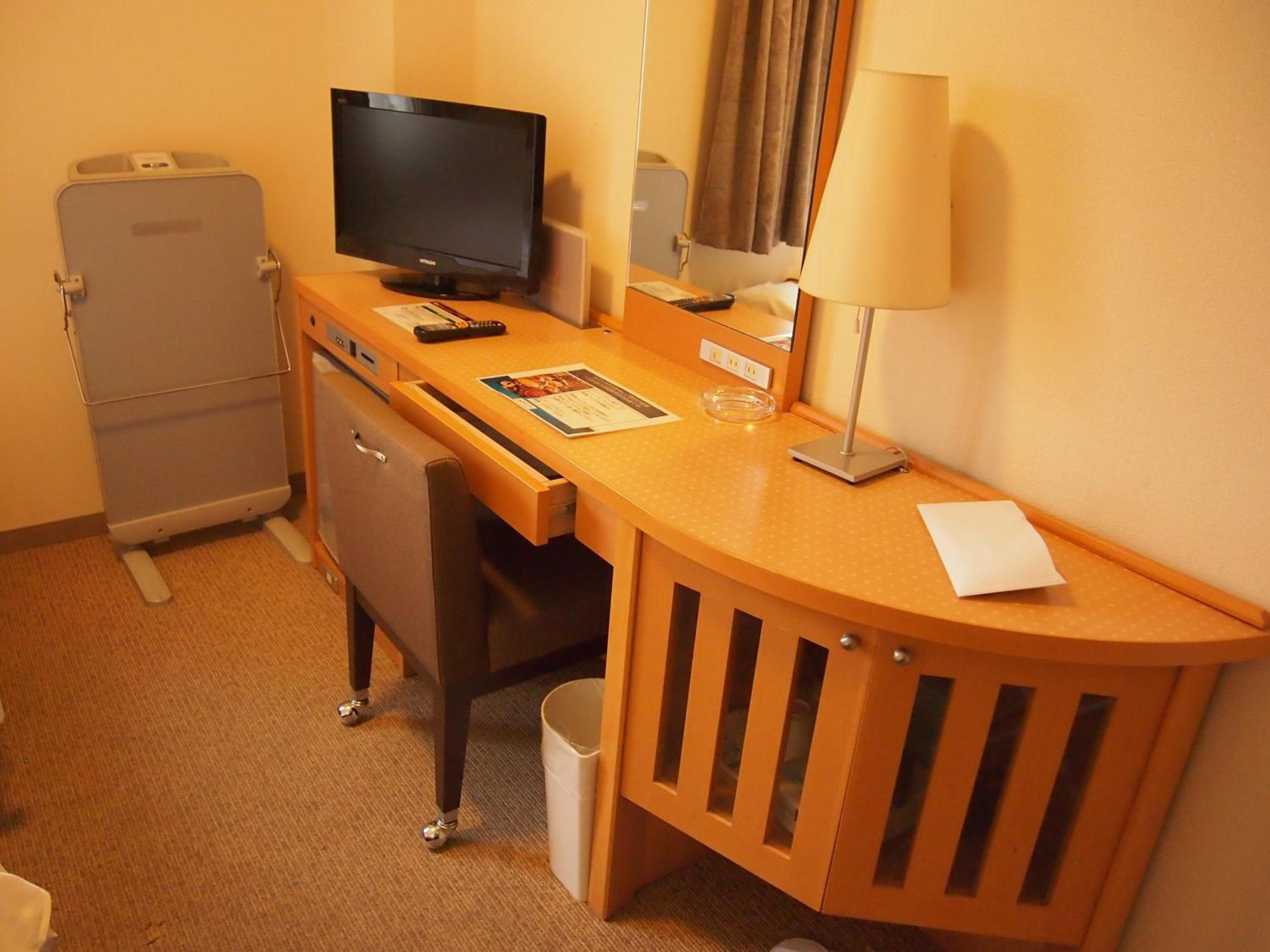 Twin Room - Non-Smoking