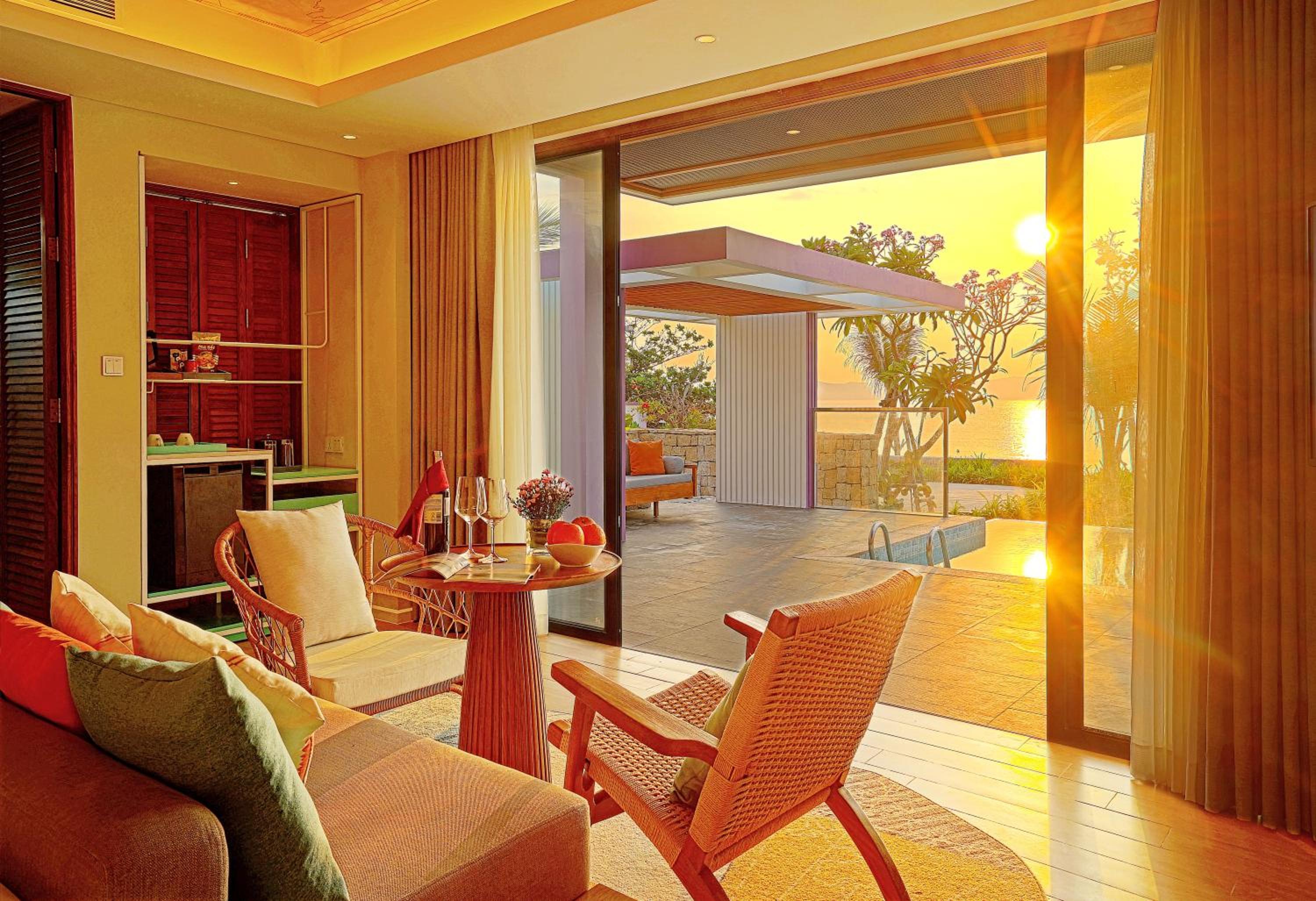 TTC Pavillion Villa - Two-Bedroom Beachfront with Private Pool and Terrace