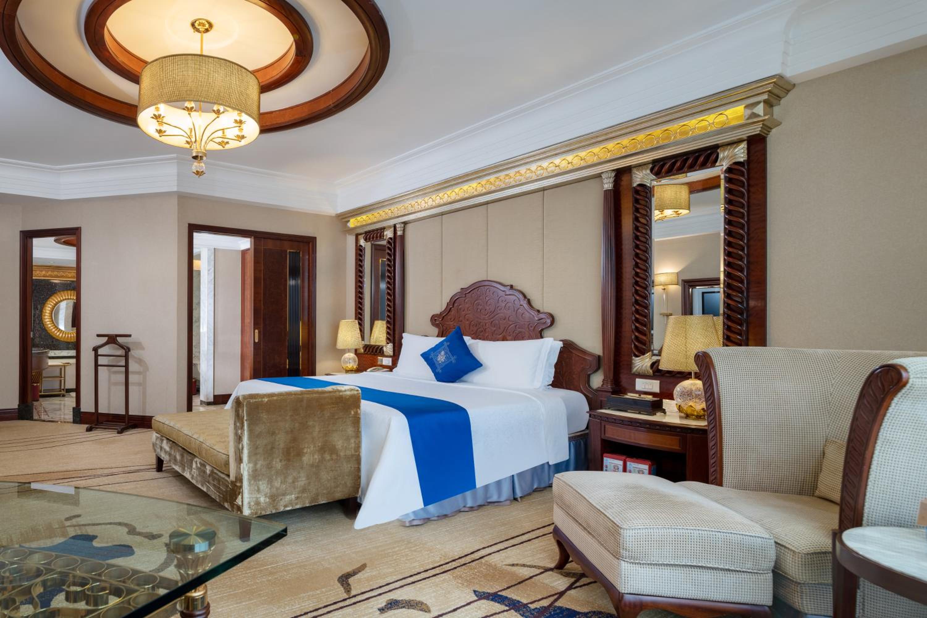 Elite King Room