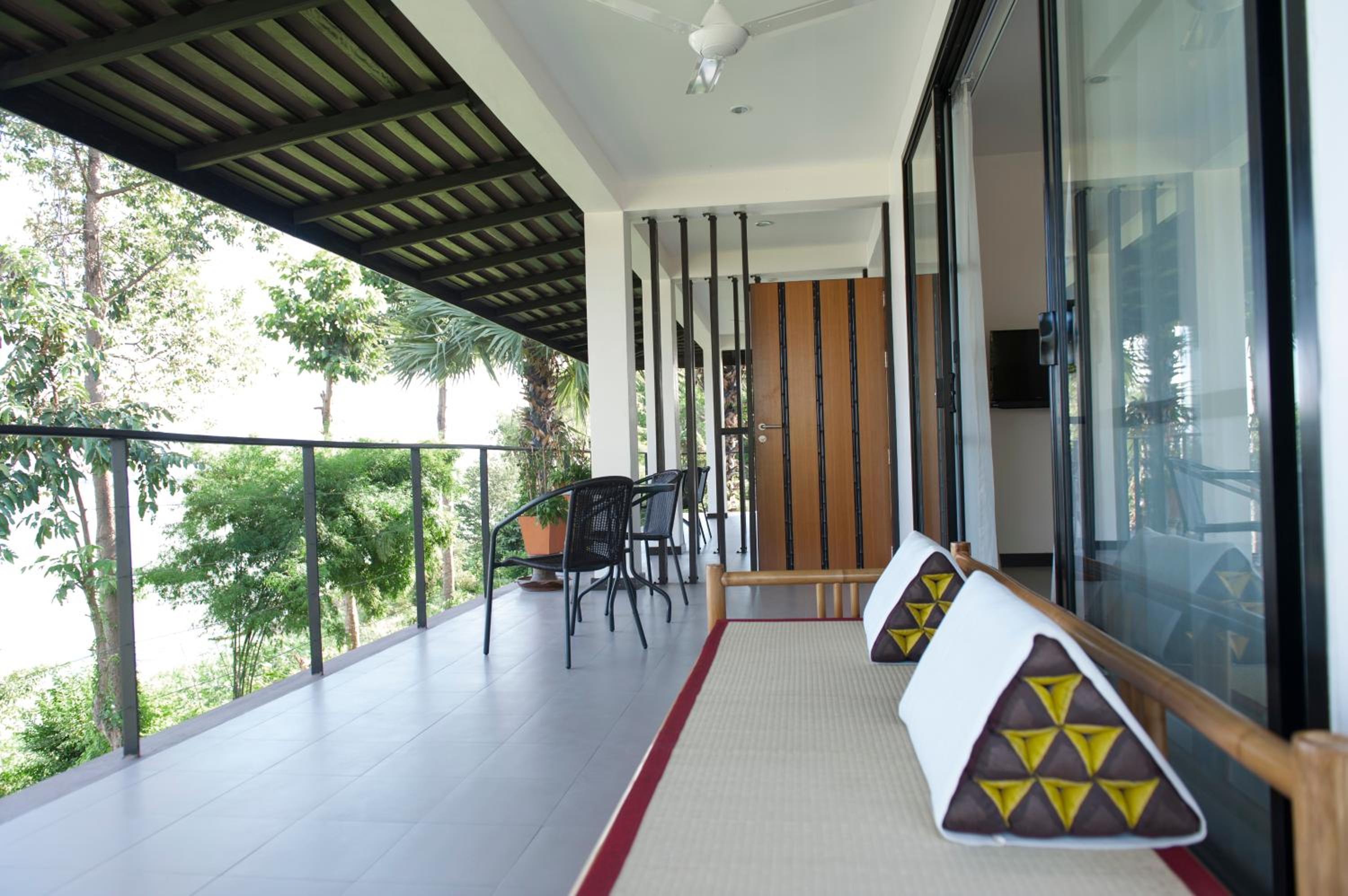 Deluxe Riverfront Villa Double or Twin - Ground Floor