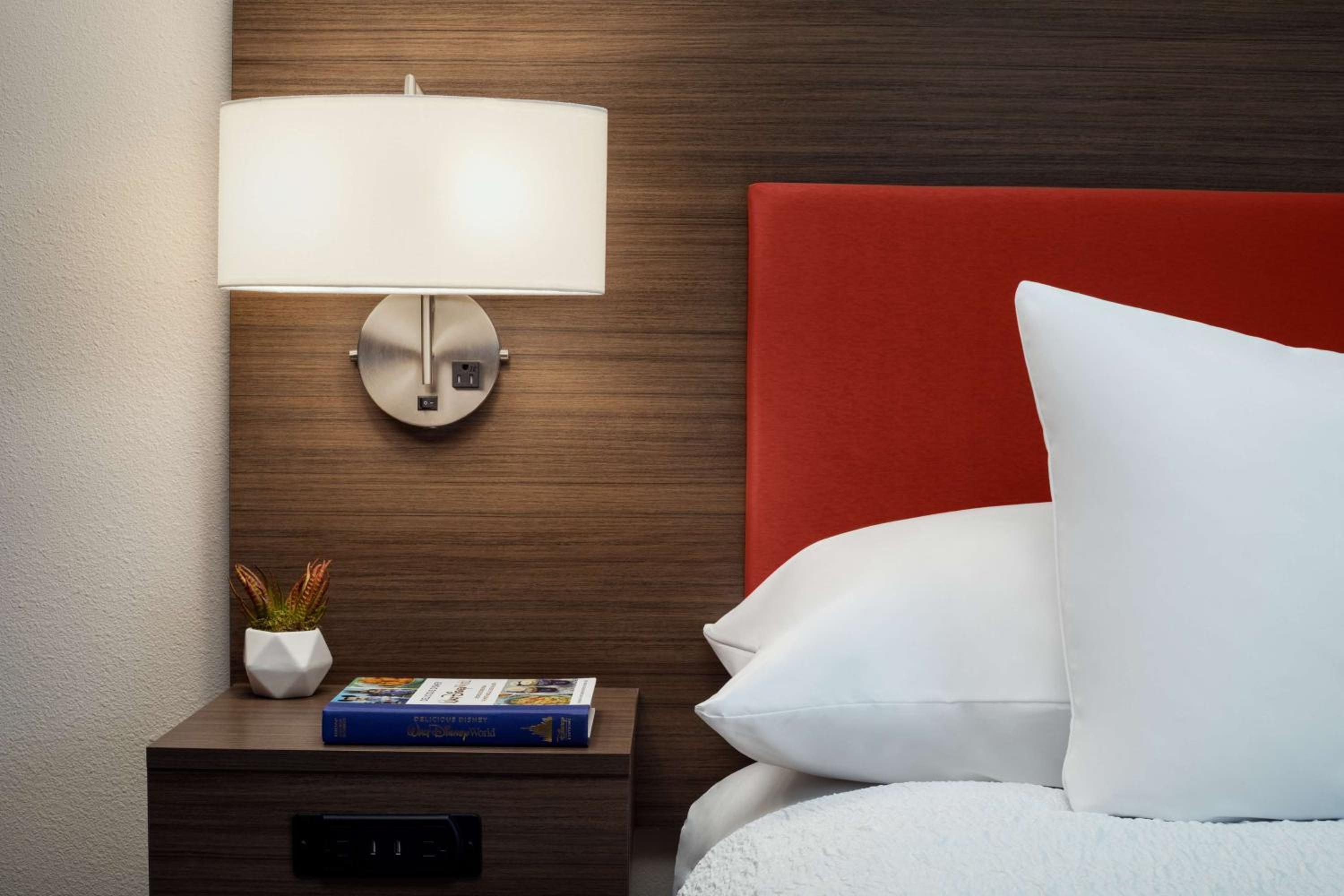 King Suite - Hearing Accessible