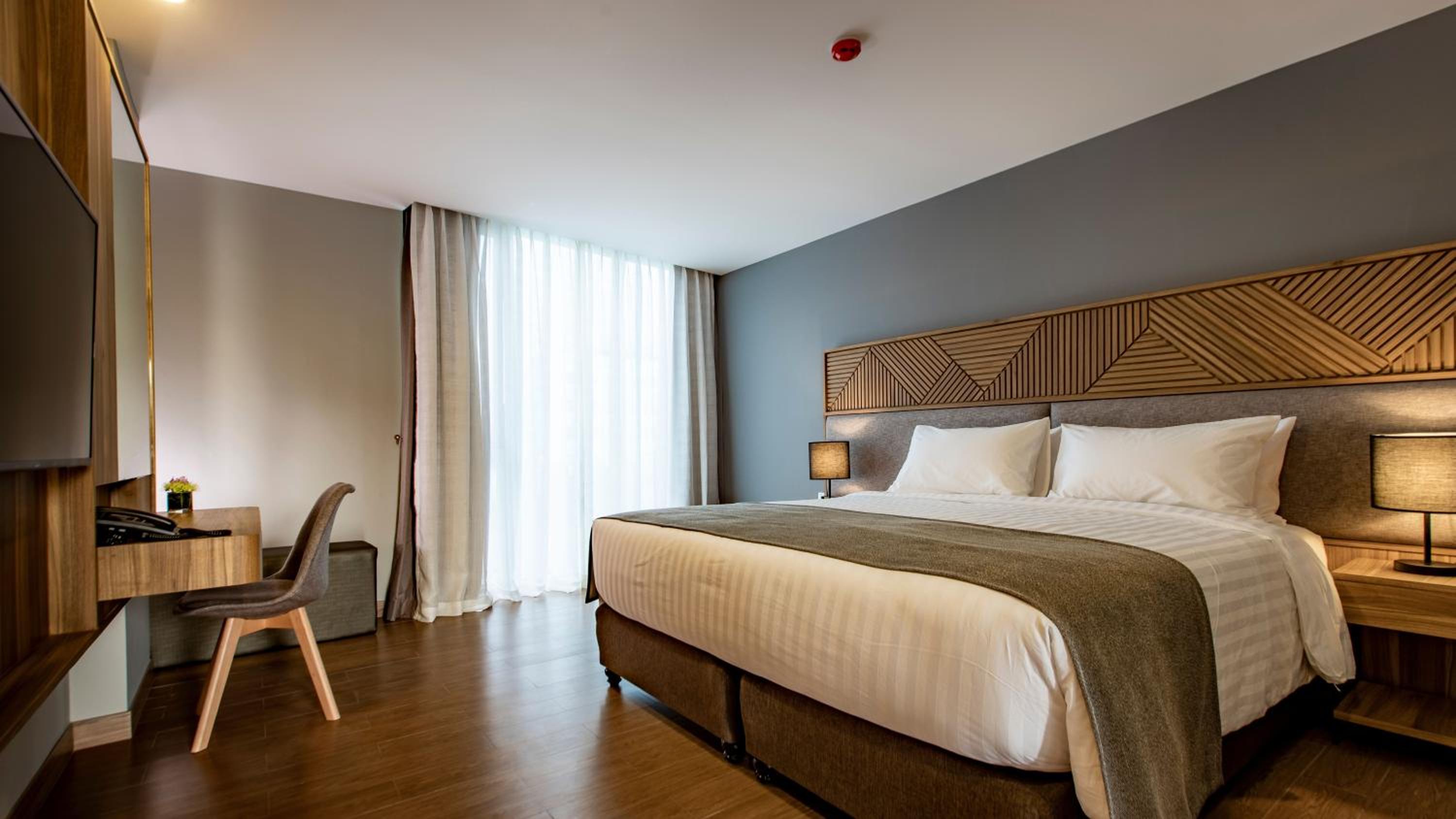 Deluxe Double Bed Room