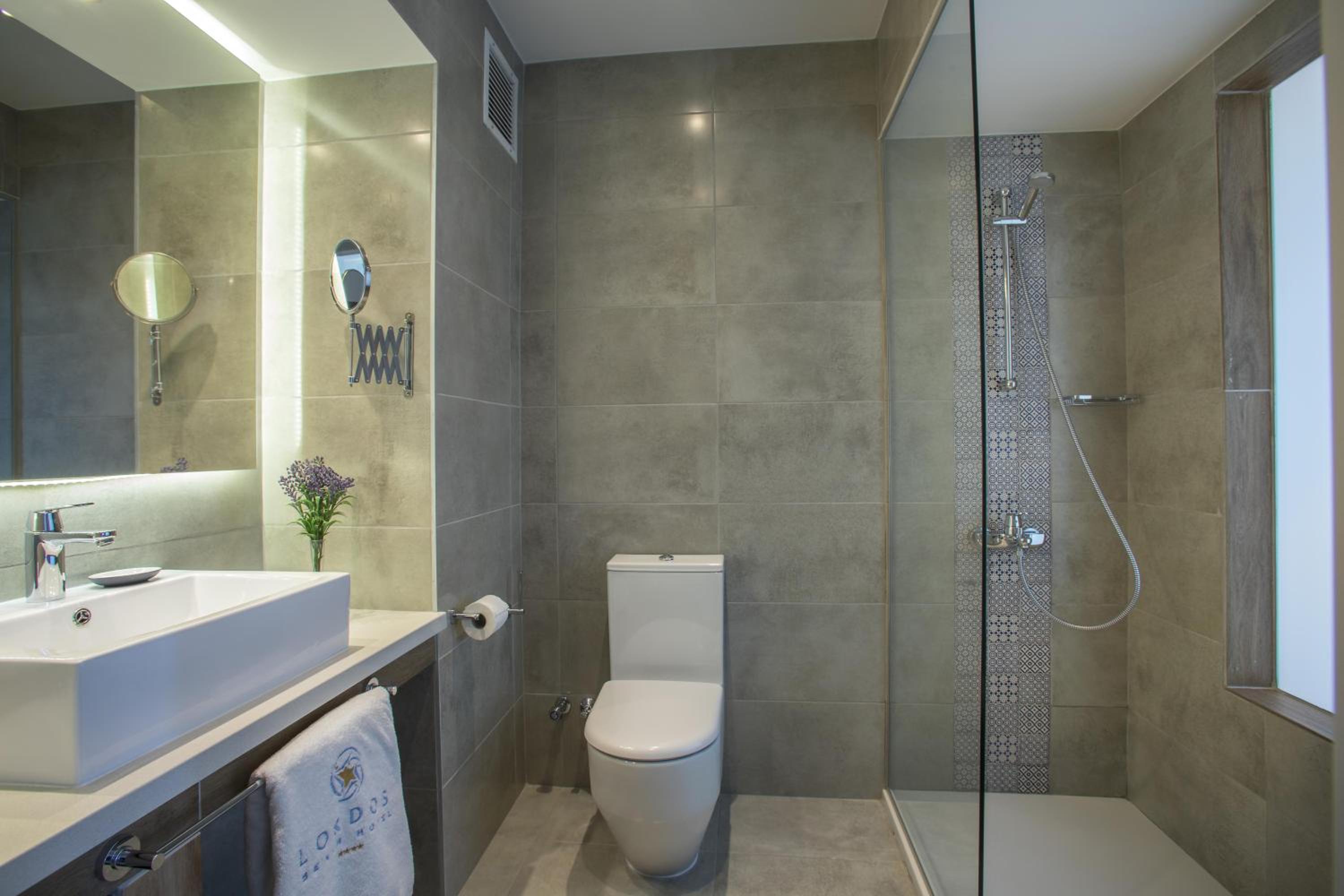 Double or Twin Room with Side Sea View