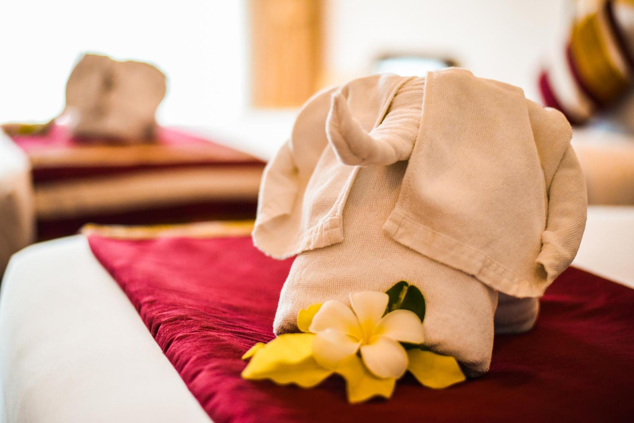 Deluxe Double Room with Pool Access