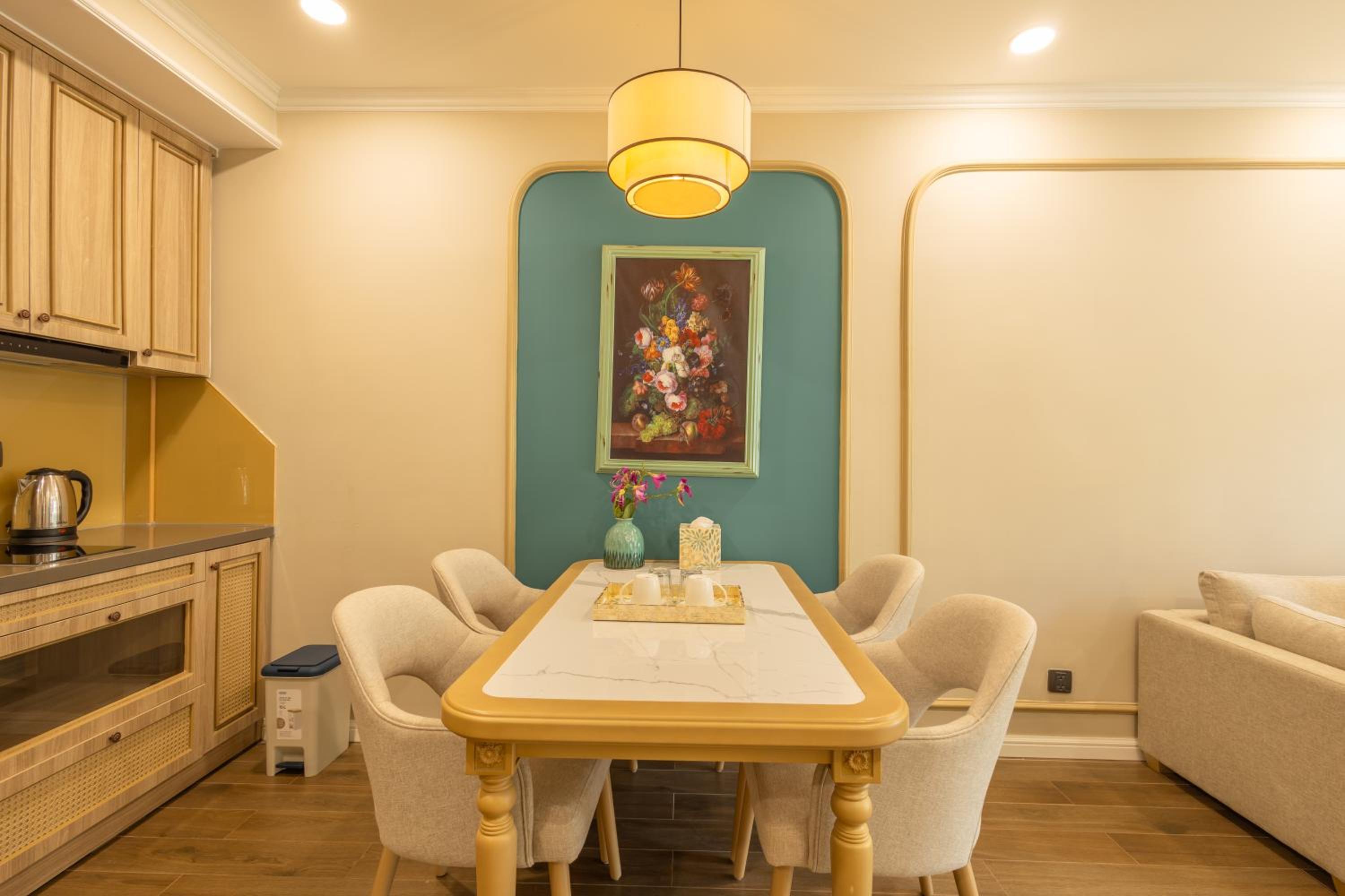 Deluxe Apartment