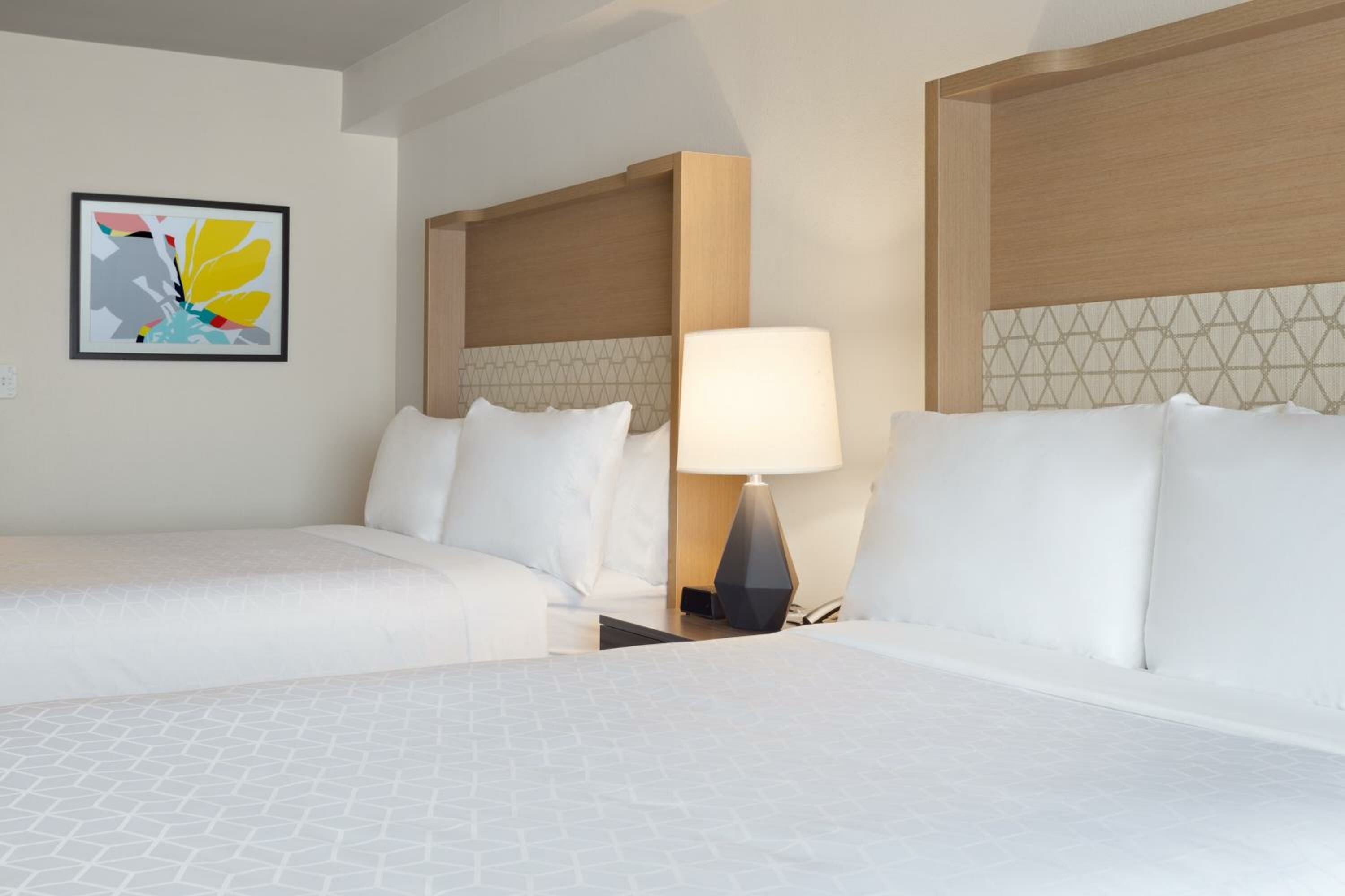 One-Bedroom Suite with Two Double Beds