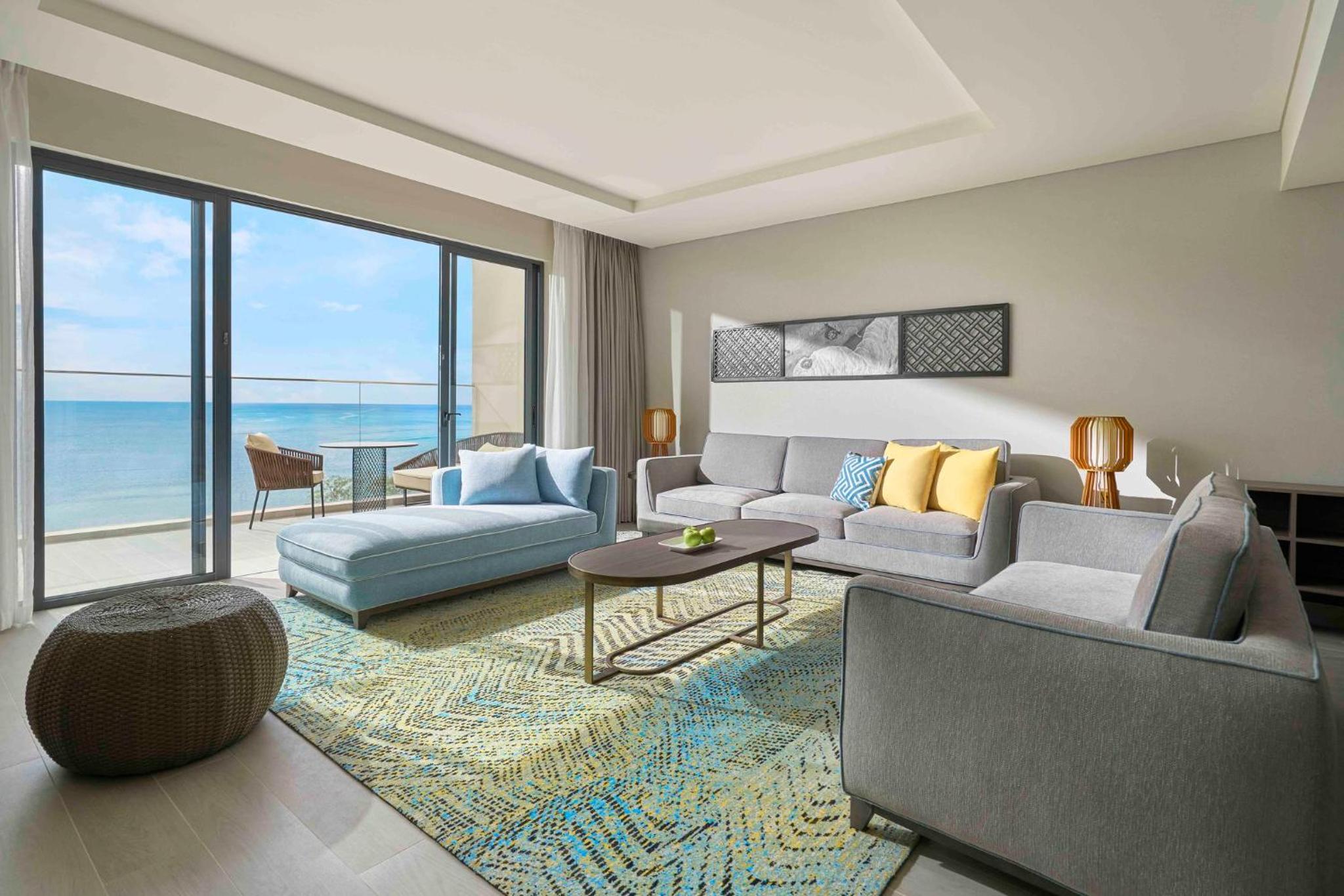 One-Bedroom Suite with Grand Oceanfront View