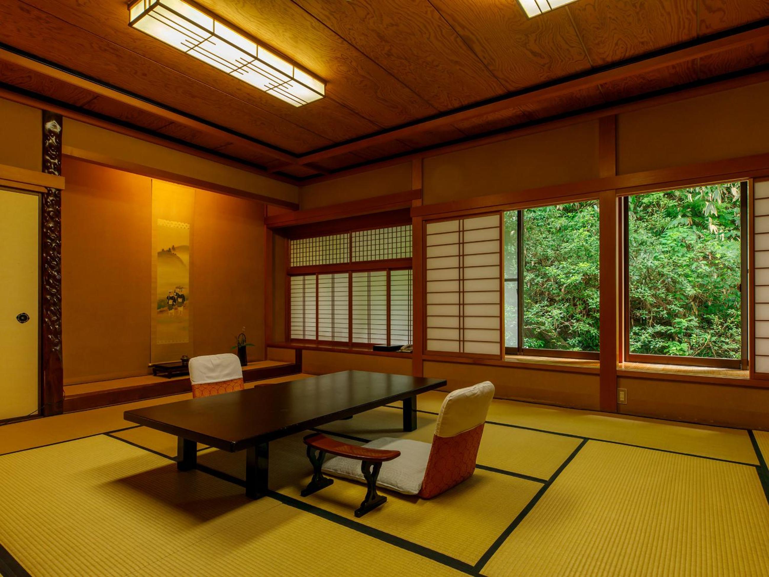 Japanese-Style Standard Twin Room with Private Toilet