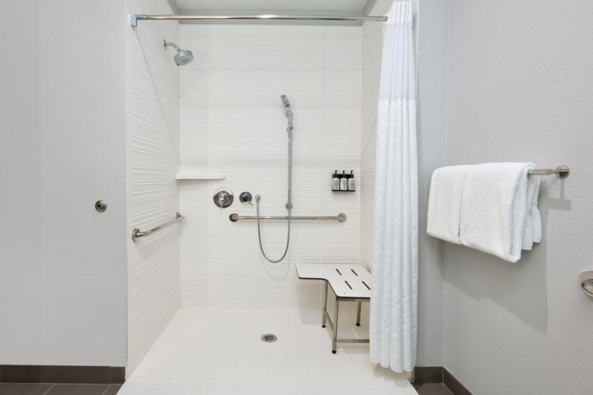 Standard King Room with Roll-In Shower - Communications Access