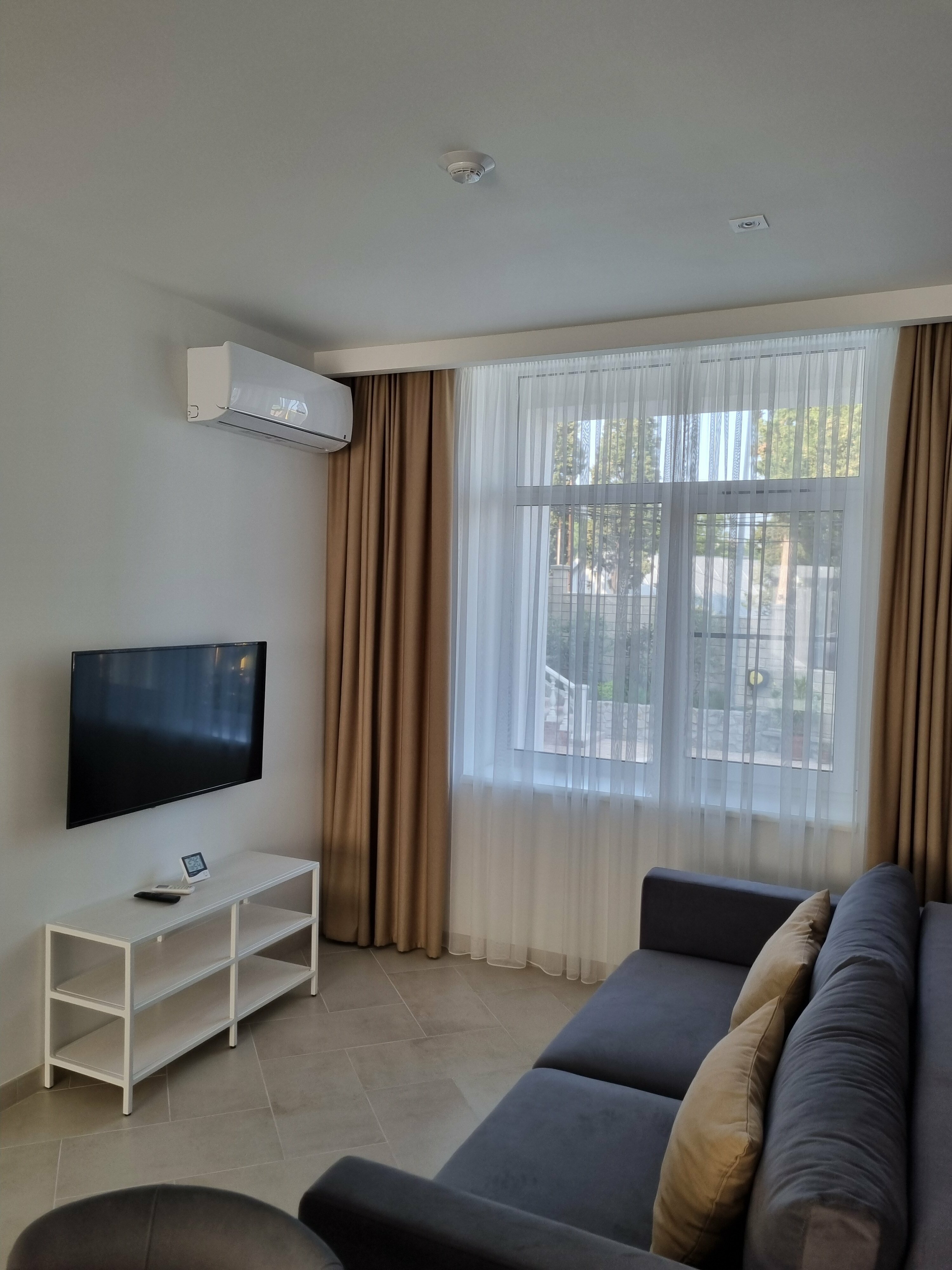 №1 двухкомнатный с кухней