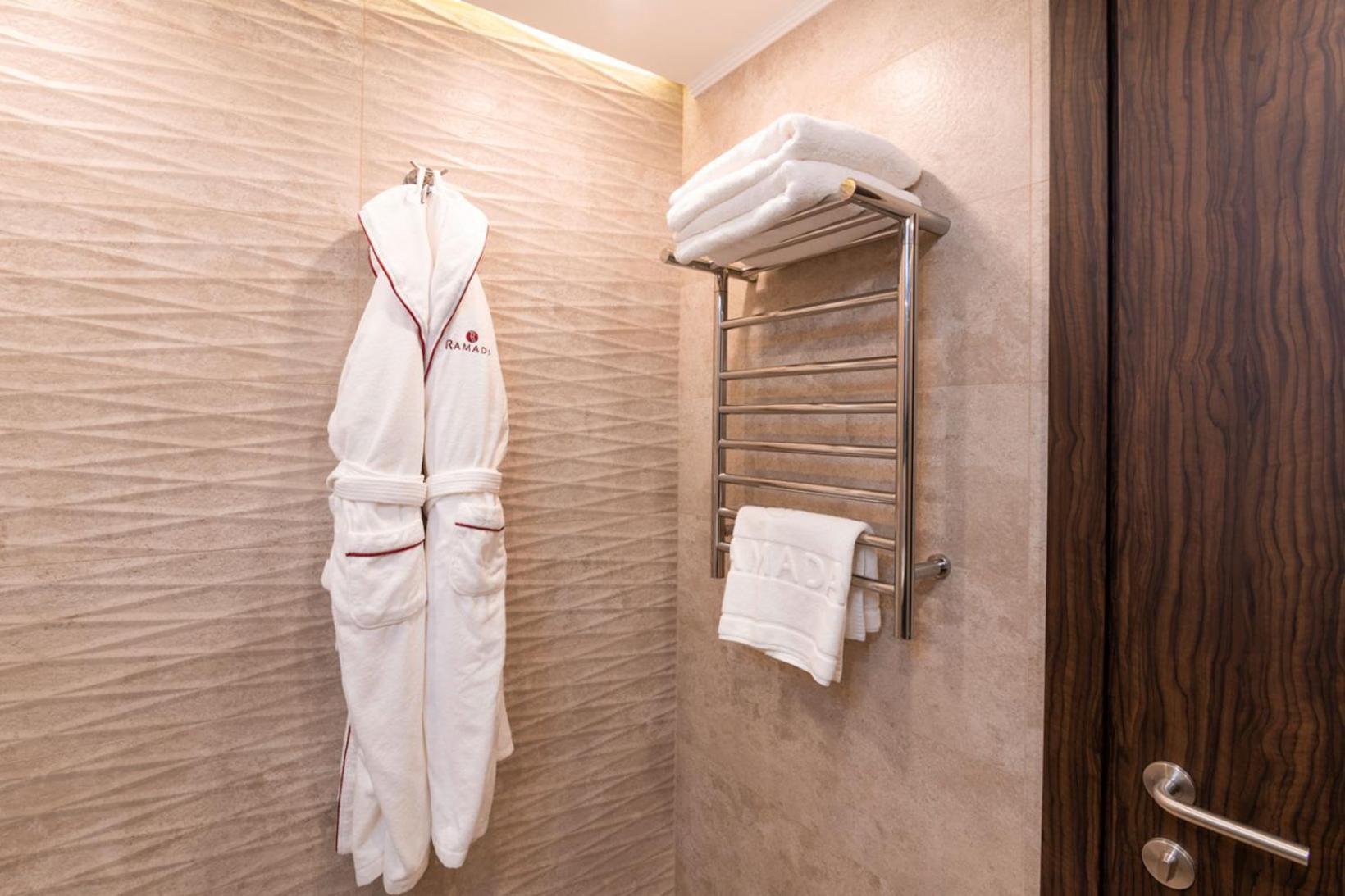 Two-Bedroom Presidential Suite