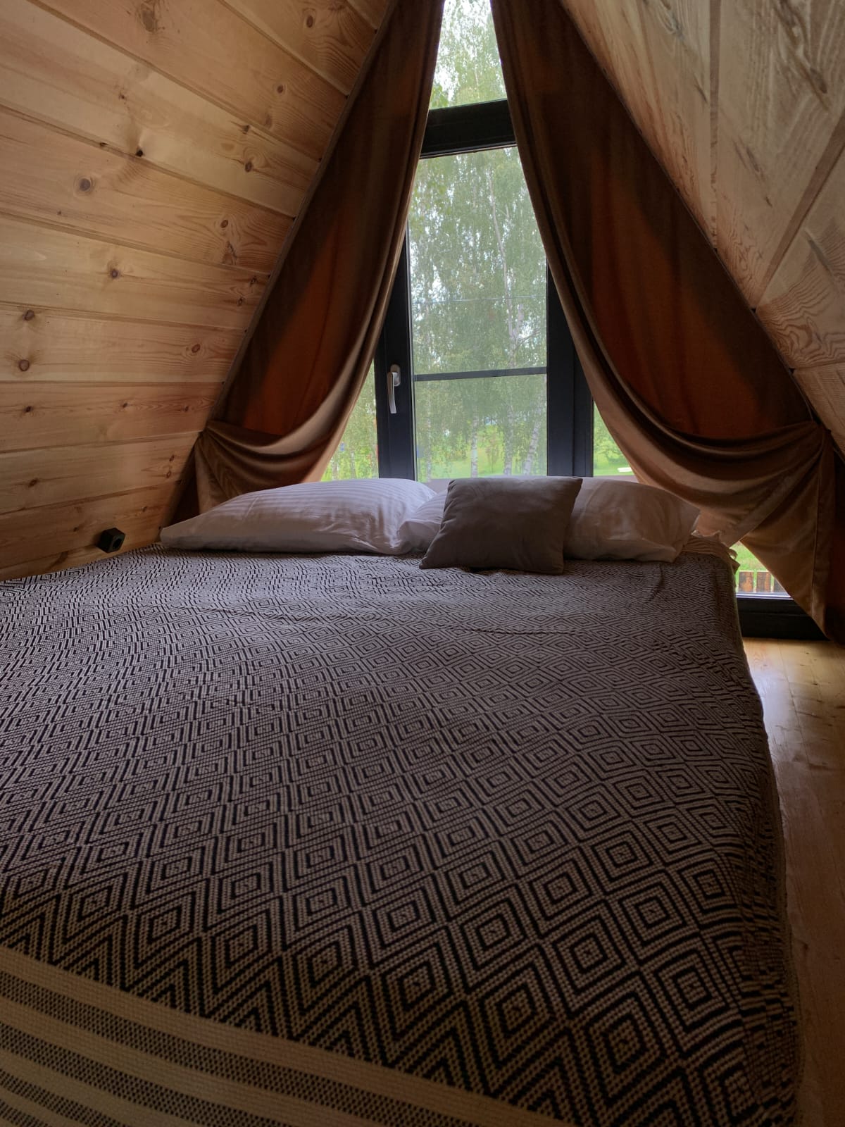 Дом с видом на лес