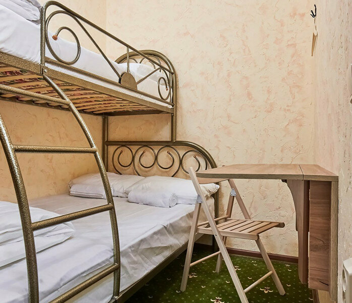 Бюджетный трехместный номер