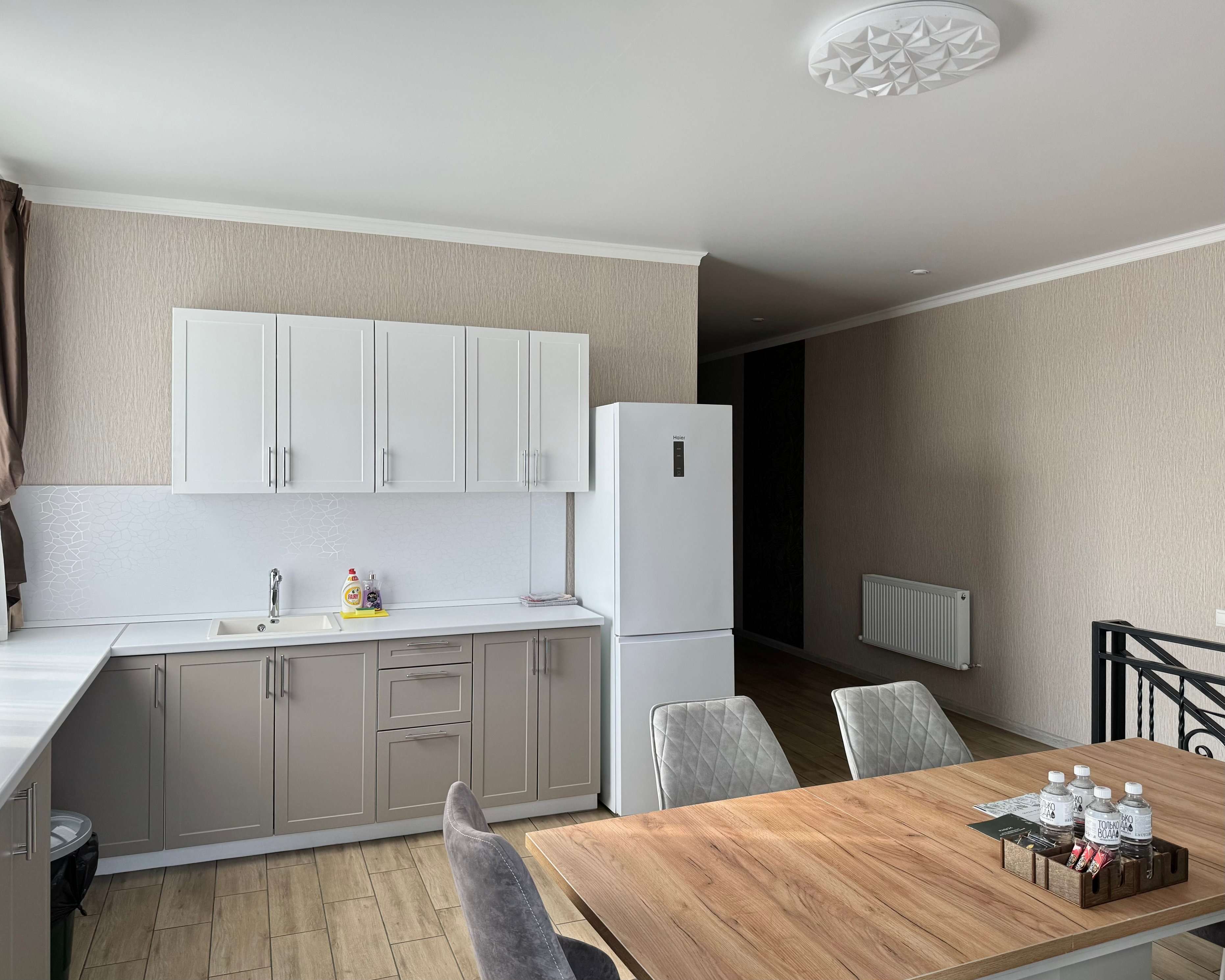 Апартаменты коттеджа "Хаки" 6+2