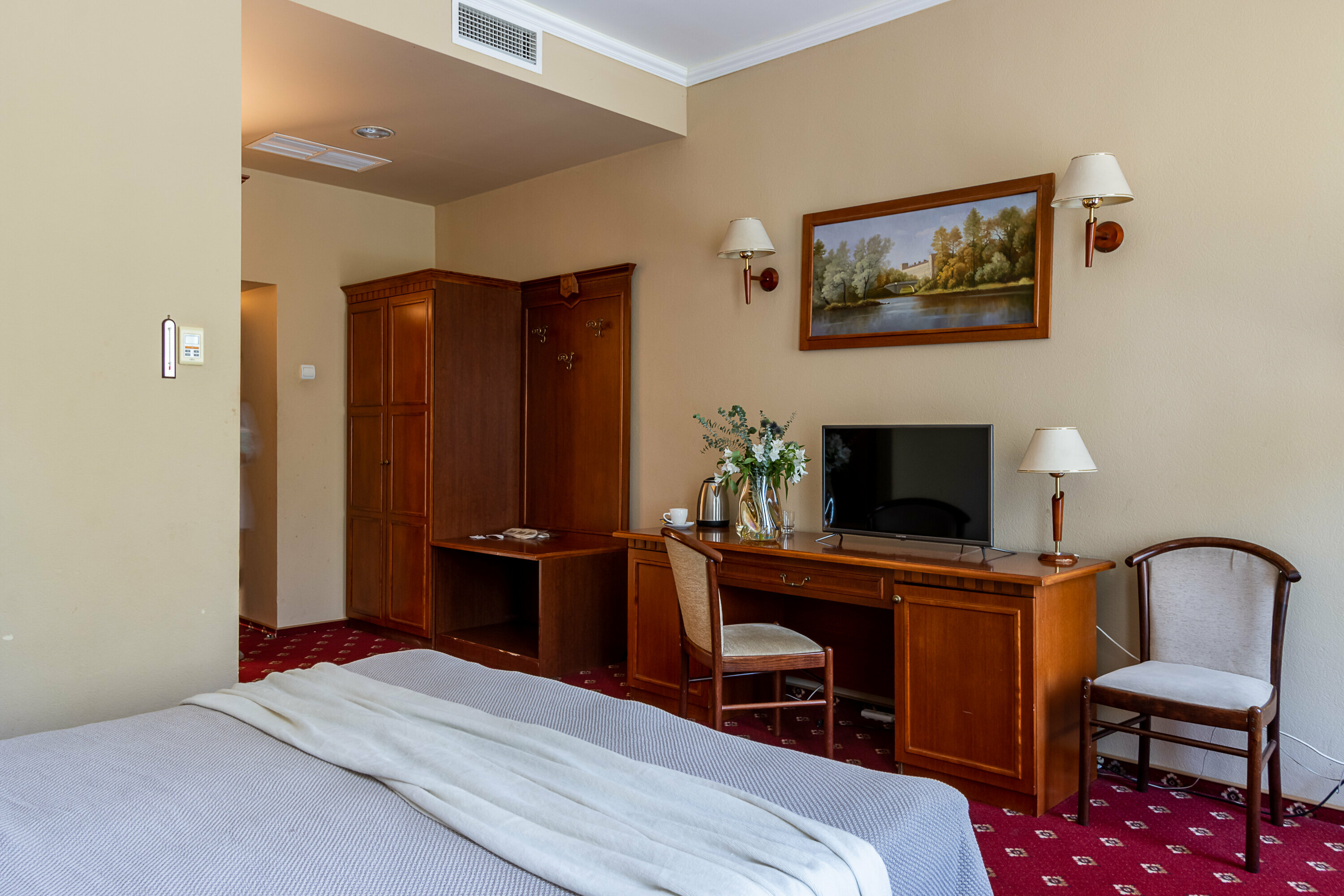 Улучшенный номер с 1 кроватью