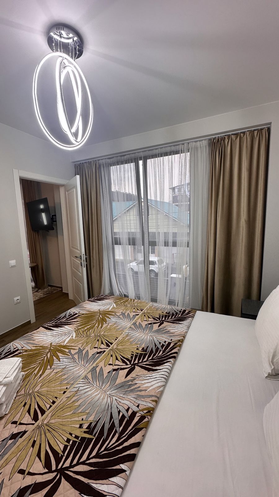 Cемейный номер с собственной ванной комнатой