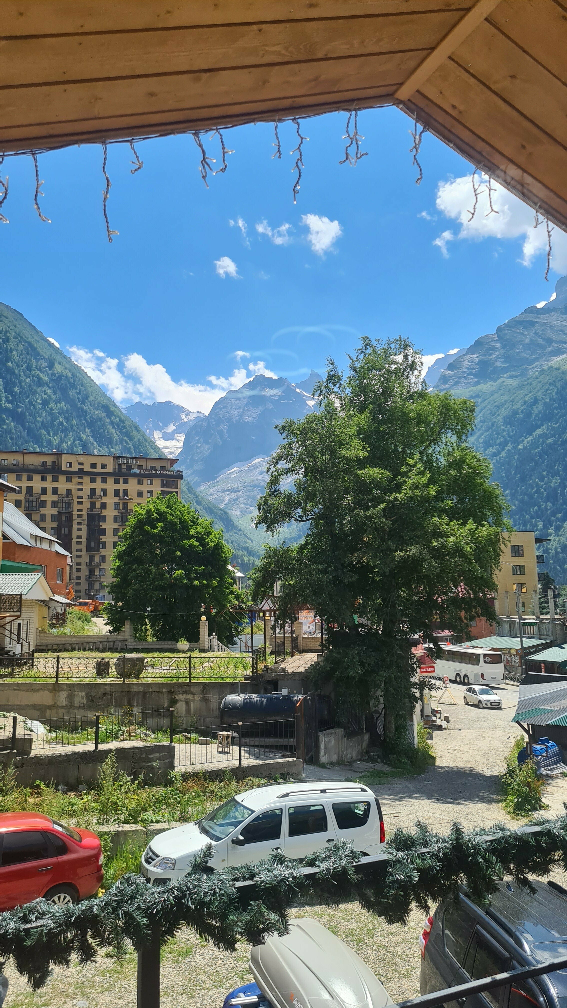 Дом с видом на горы