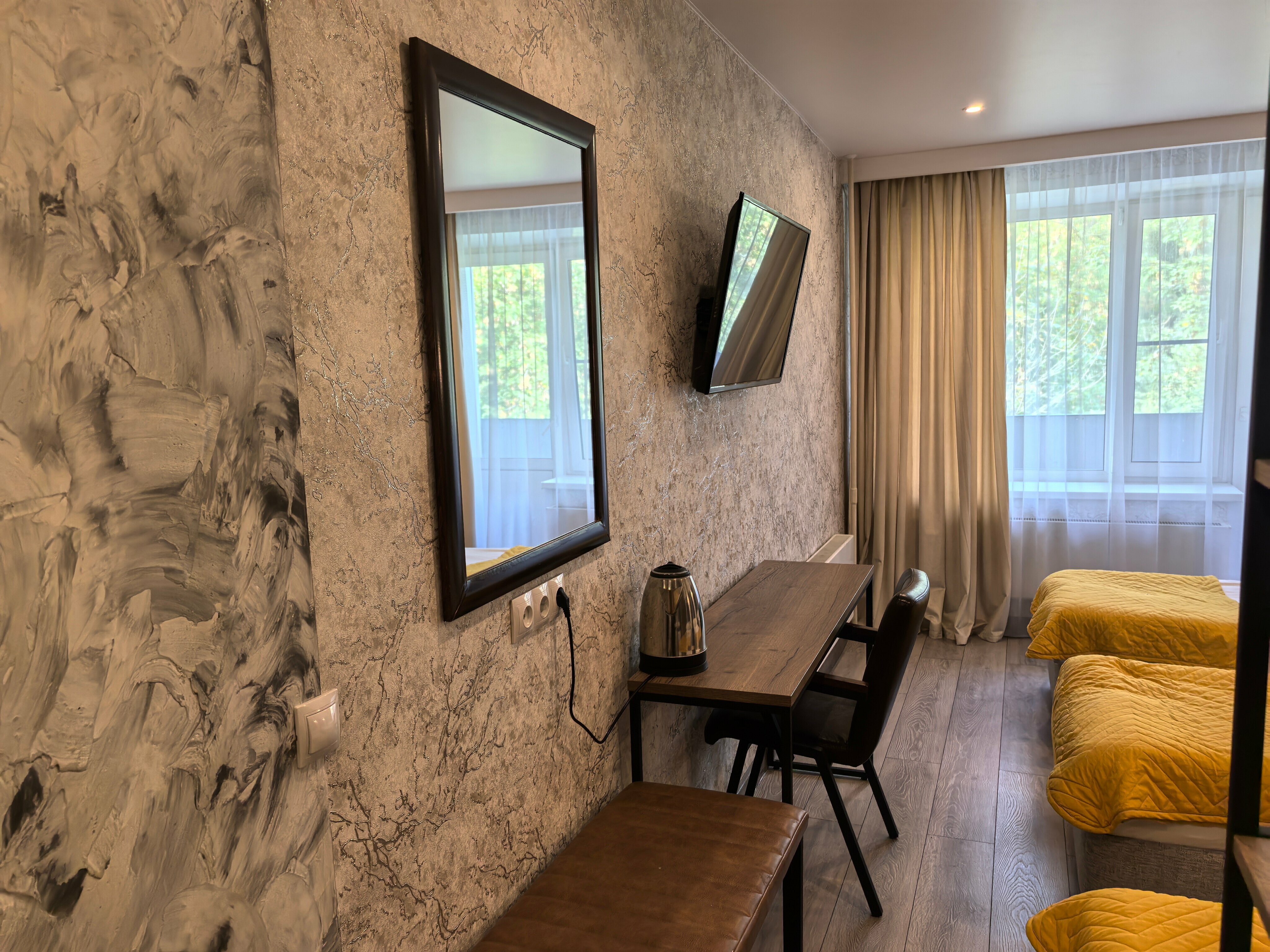 Улучшенный трехместный номер